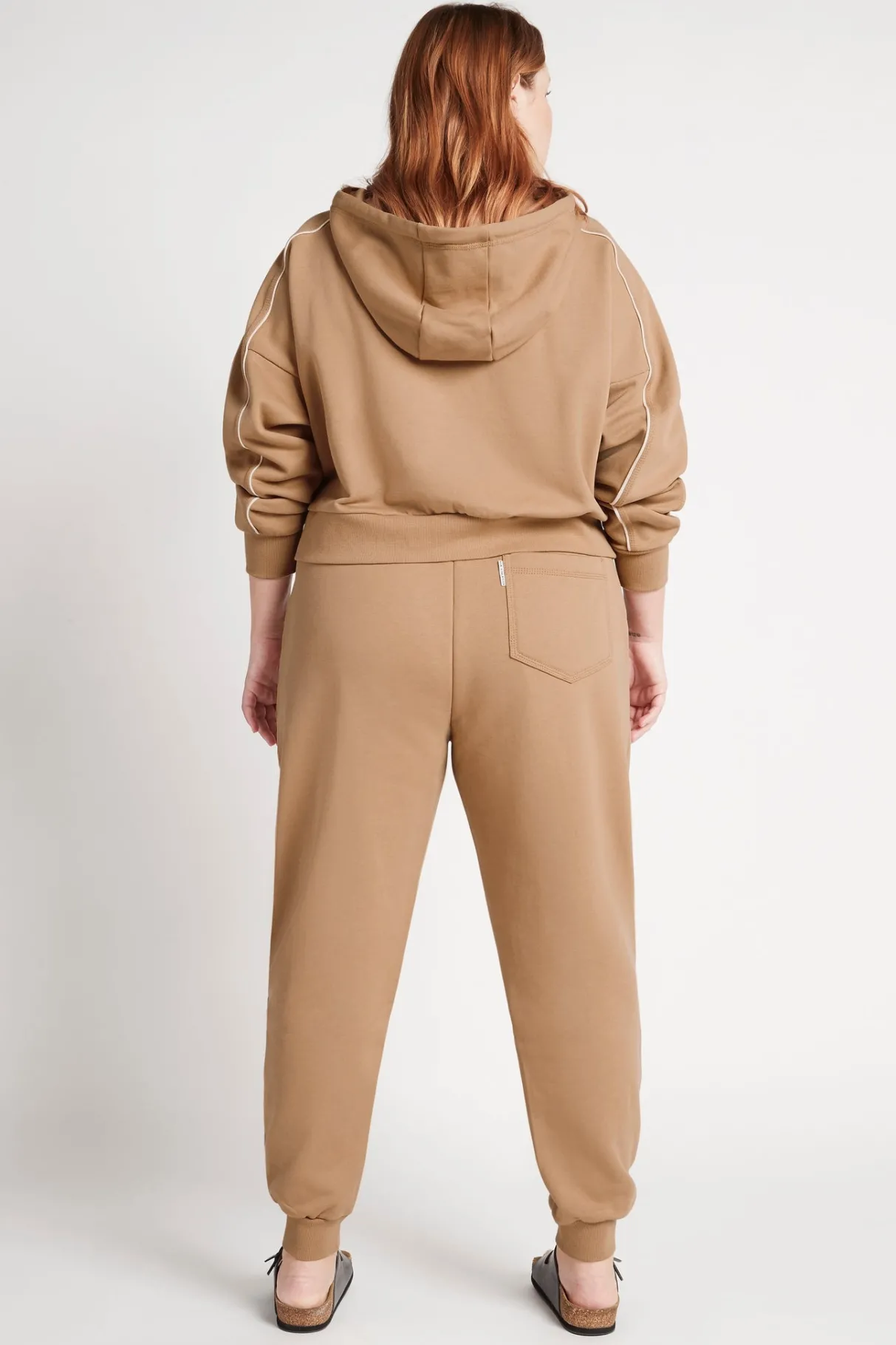 fleece_contrast_piping_trackpants__13.webp Flash Sale Aje ATHLETICA Fleece Contrast Piping Trackpants 504 Beige/Light Ivory