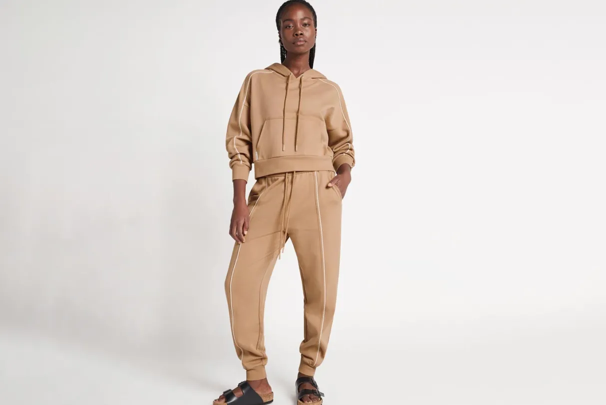 fleece_contrast_piping_trackpants__14.webp Flash Sale Aje ATHLETICA Fleece Contrast Piping Trackpants 504 Beige/Light Ivory