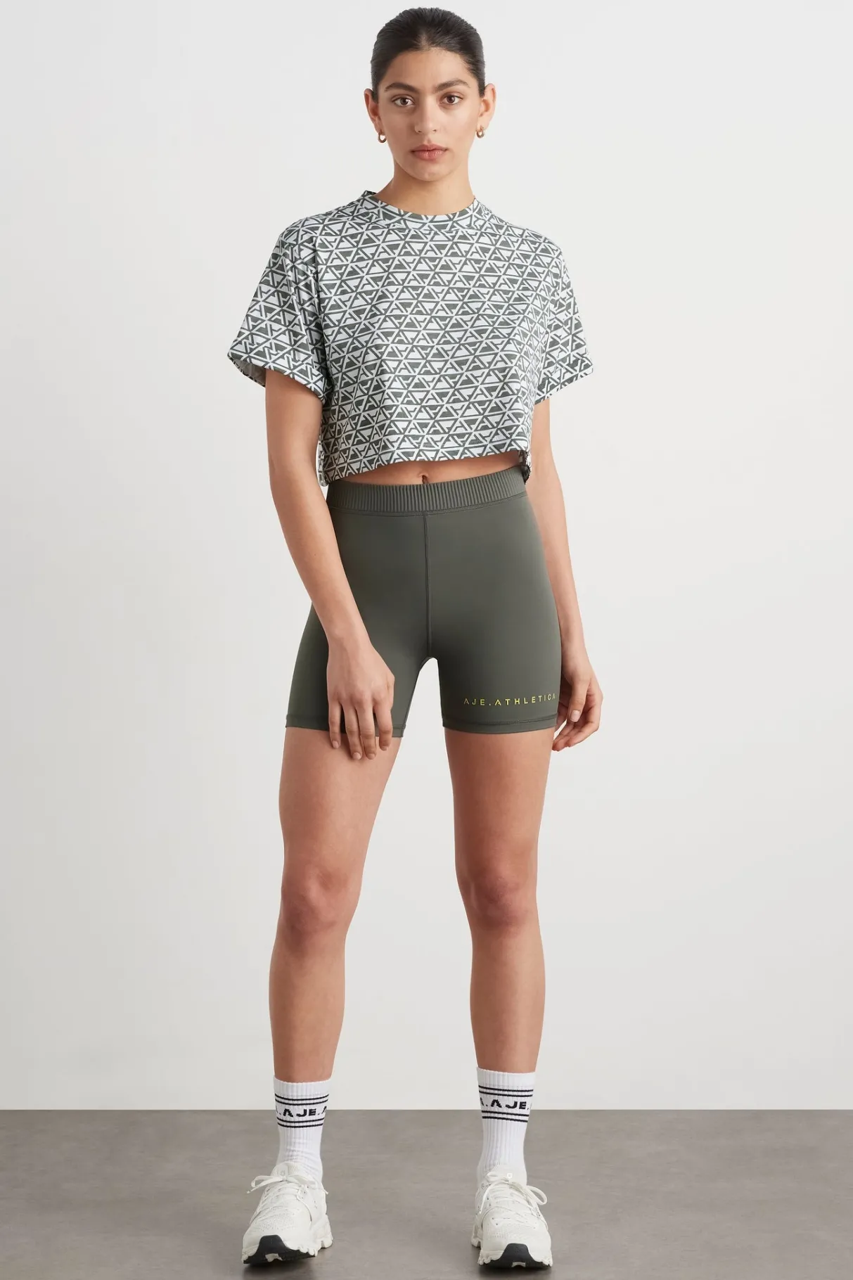 geo_print_crop_tshirt__2.webp Flash Sale Aje ATHLETICA Geo Print Crop T-Shirt 105 Geo Print/White