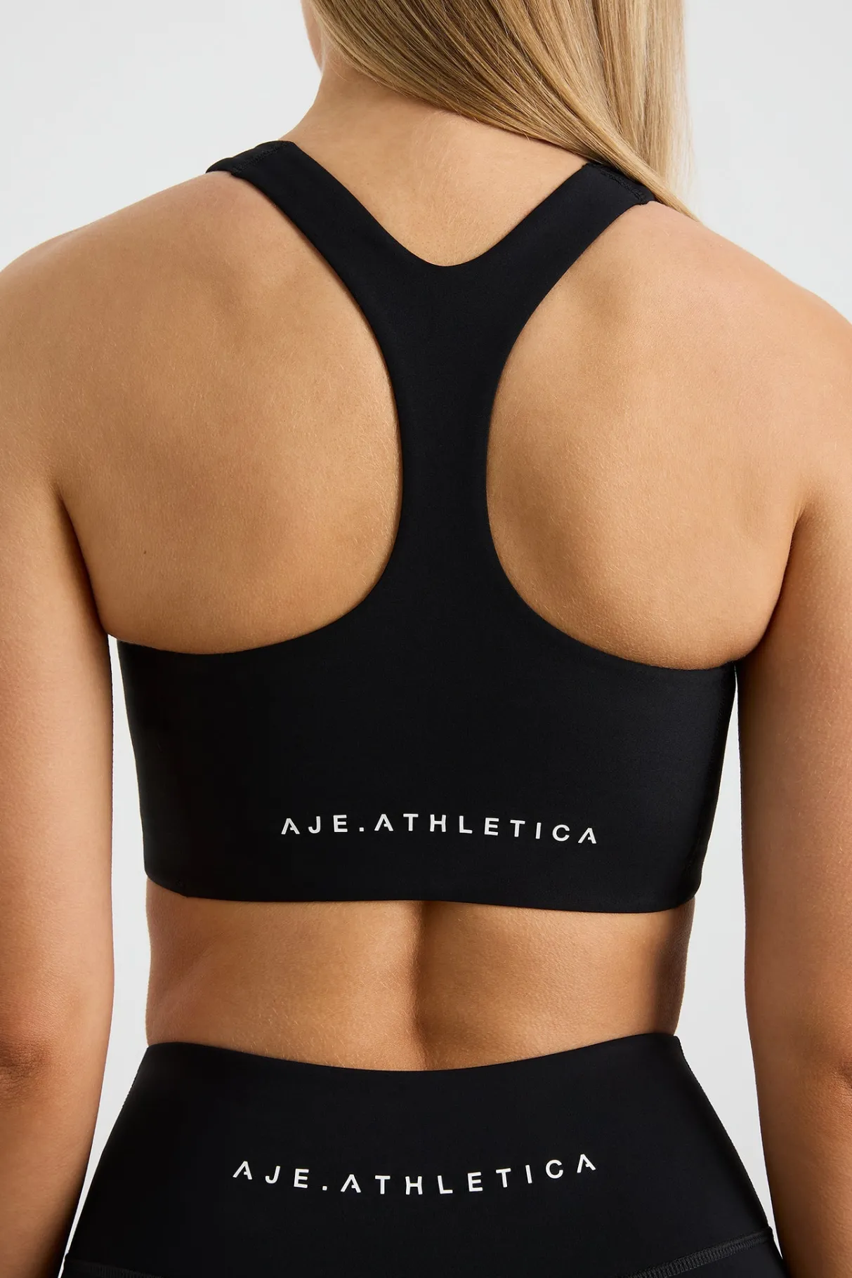 high_neck_scuba_bra__3-1.webp Clearance Aje ATHLETICA High Neck Scuba Bra 330 Black