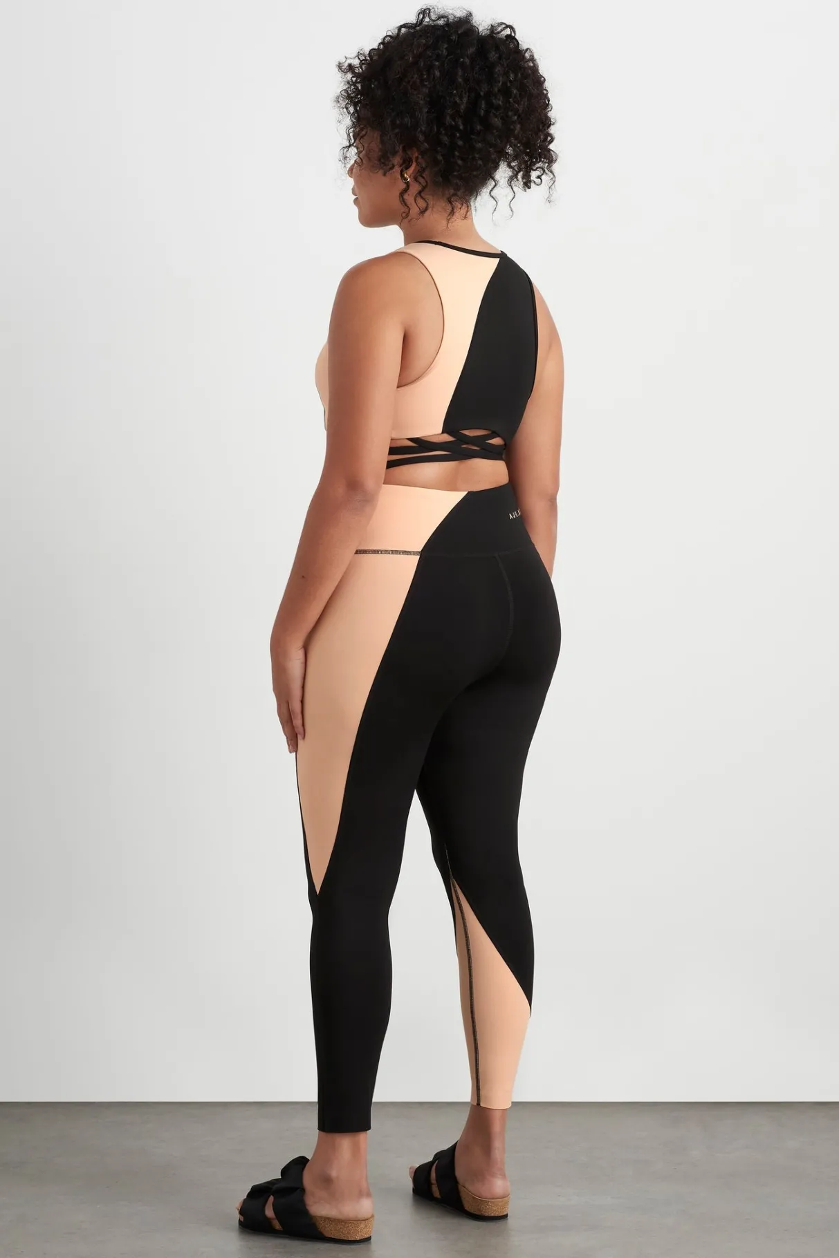 high_rise_colour_block__legging__12-1.webp Cheap Aje ATHLETICA High Rise Colour Block 7/8 Legging 226 Black/Beige