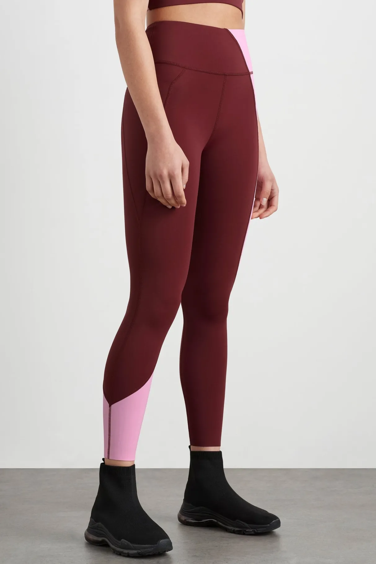 high_rise_colour_block__legging__2.webp Shop Aje ATHLETICA High Rise Colour Block 7/8 Legging 226 Burnt Burgundy/Bonbon Pink