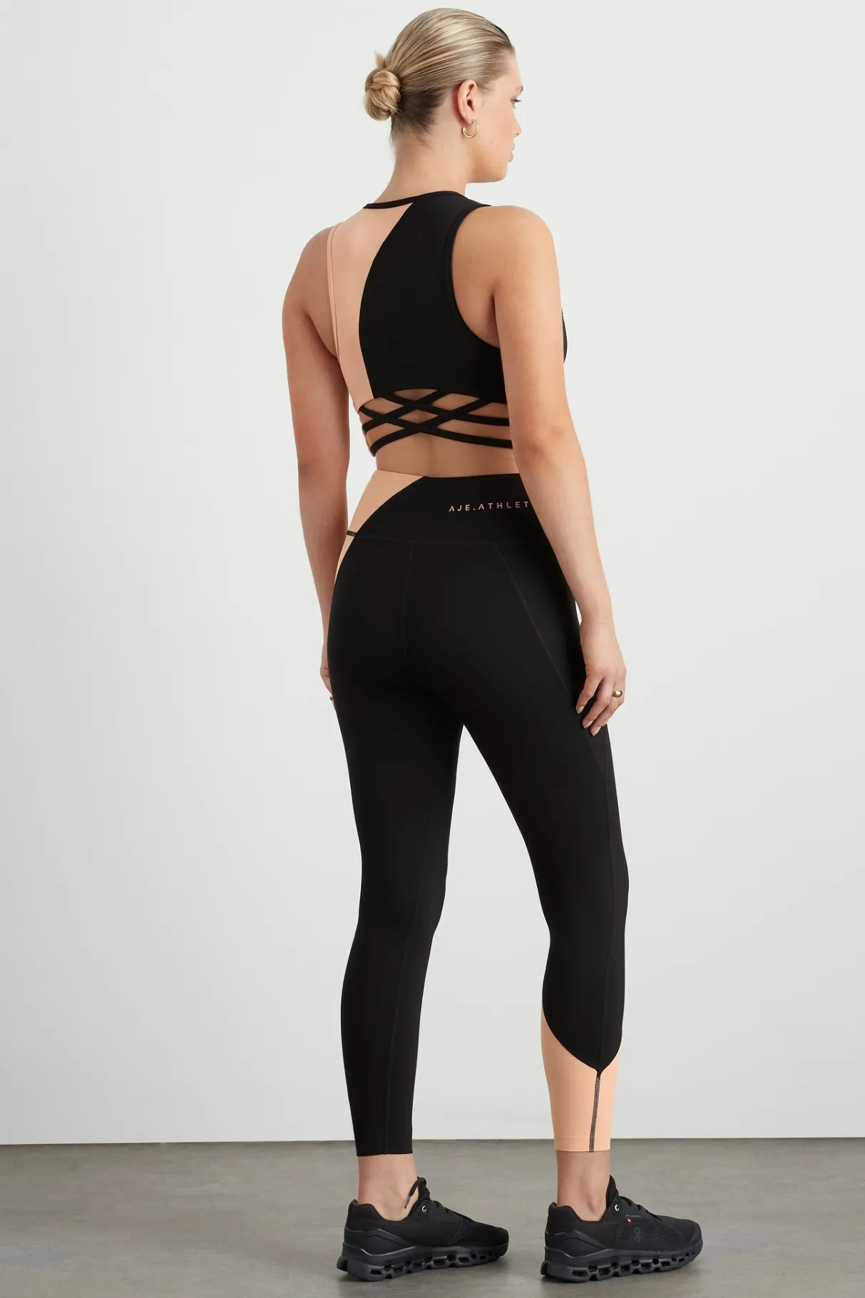high_rise_colour_block__legging__8-1.webp Cheap Aje ATHLETICA High Rise Colour Block 7/8 Legging 226 Black/Beige