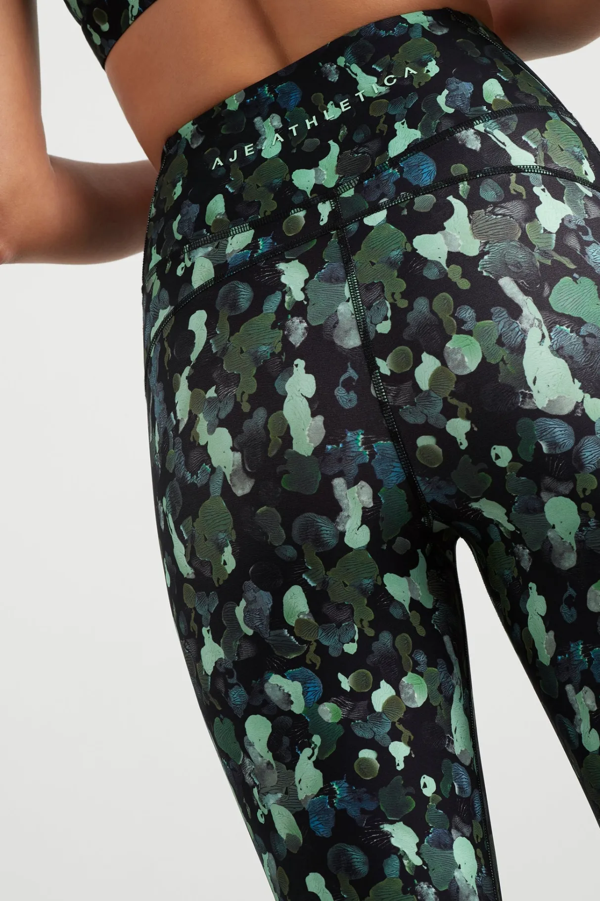 high_rise_contrast__legging__3.webp Best Aje ATHLETICA High Rise Contrast 7/8 Legging 210 Green Painted Freeform