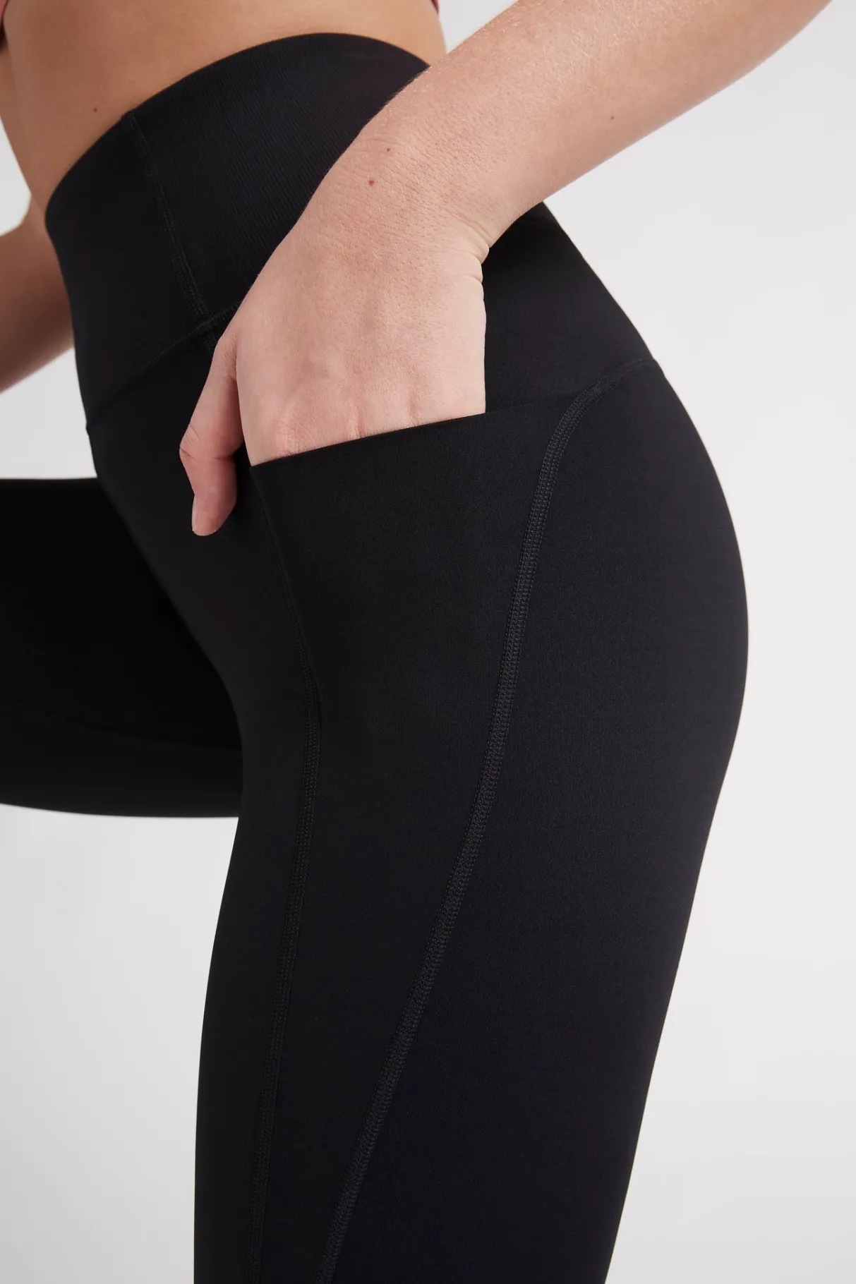 high_rise_full_length_legging__3-2.webp Outlet Aje ATHLETICA High Rise Full Length Legging 203 Black/Rose Pink