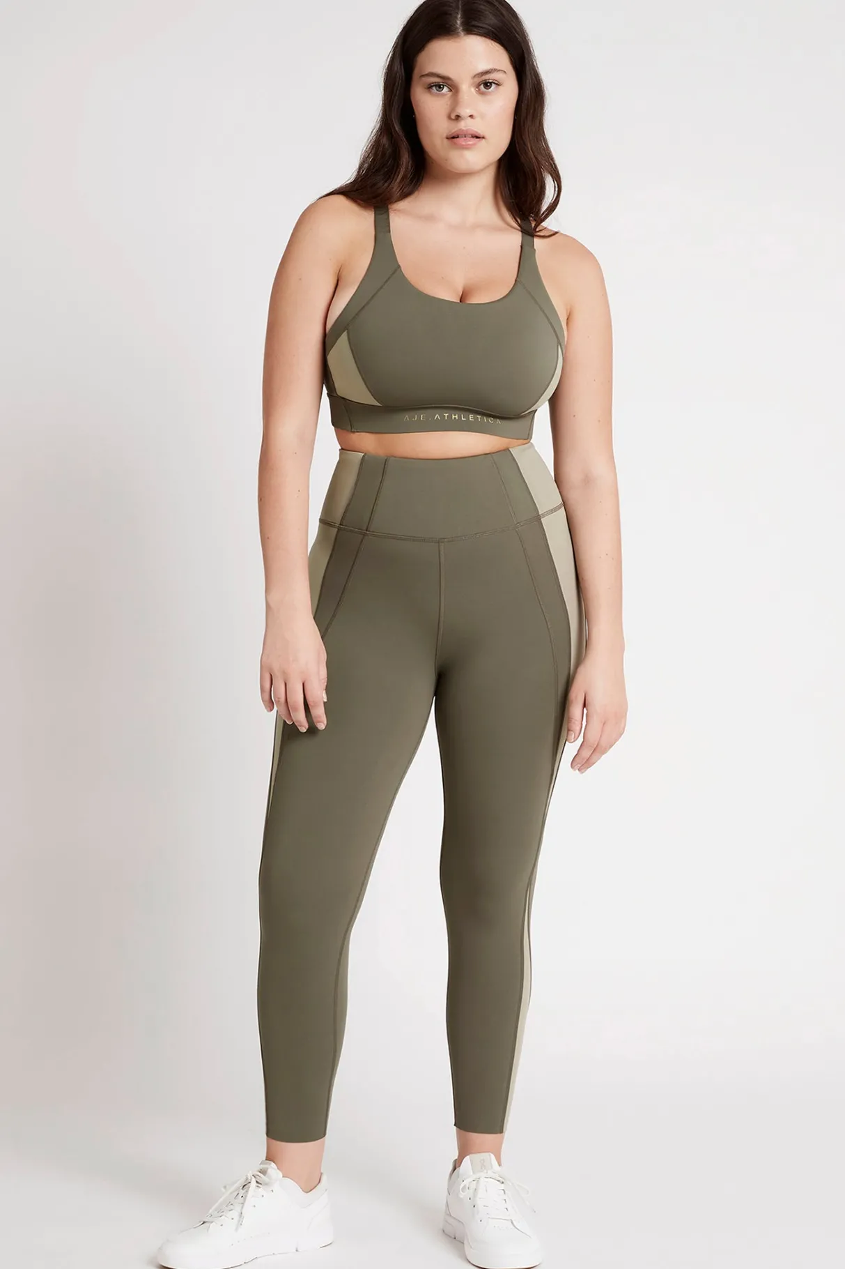 high_rise_signature_logo__legging__4-1.webp Online Aje ATHLETICA High Rise Signature Logo 7/8 Legging 210 Forest Green/Sage