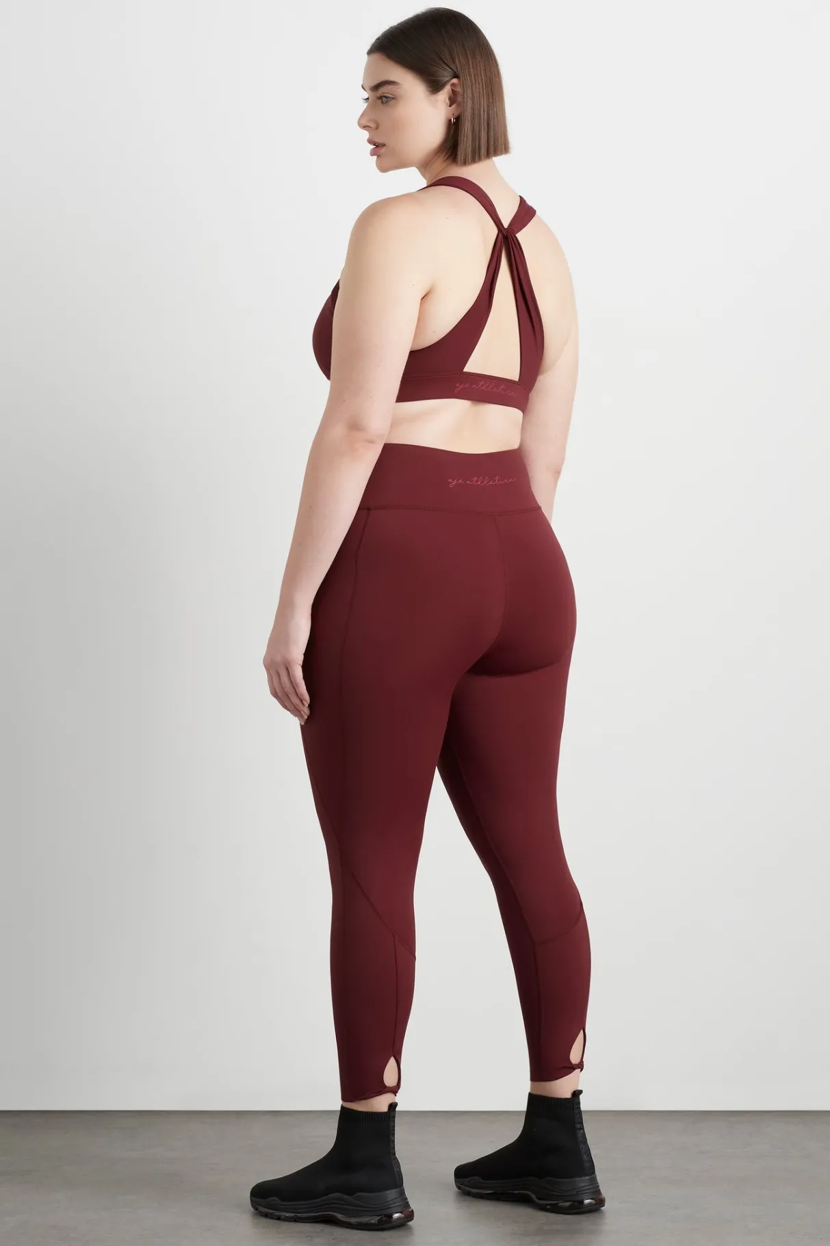 high_rise_twist__legging__14.webp Flash Sale Aje ATHLETICA High Rise Twist 7/8 Legging 223 Burnt Burgundy/Berry