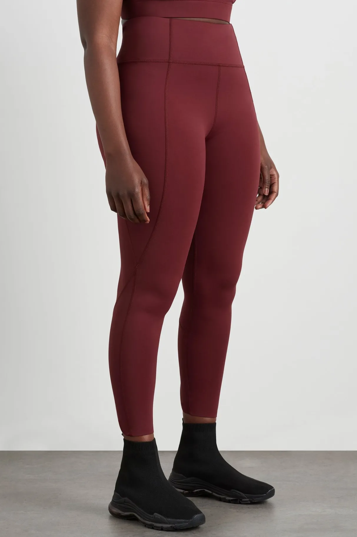 high_rise_twist__legging__7.webp Flash Sale Aje ATHLETICA High Rise Twist 7/8 Legging 223 Burnt Burgundy/Berry