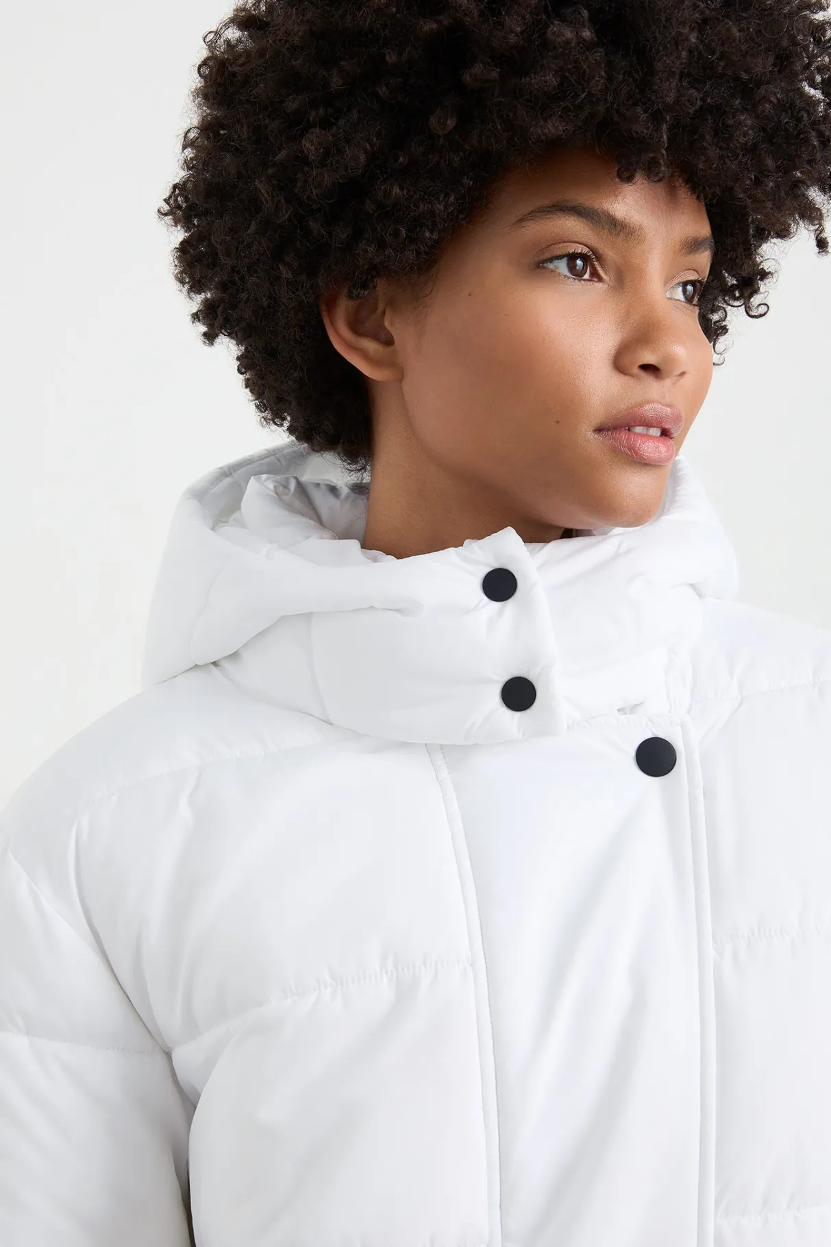 hooded_puffer_jacket__4.webp Discount Aje ATHLETICA Hooded Puffer Jacket 711 White