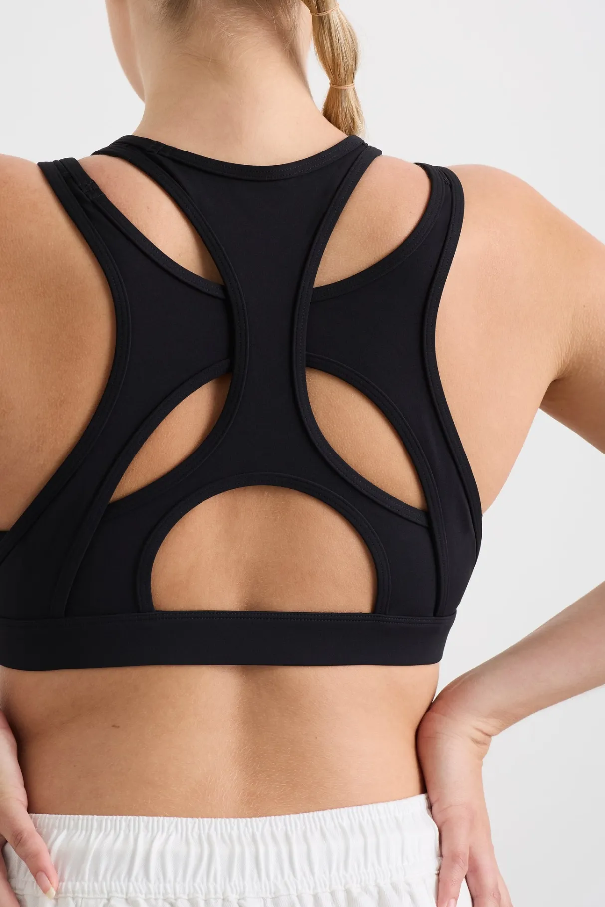 interlock_high_support_bra__9.webp Fashion Aje ATHLETICA Interlock High Support Bra 351 Black