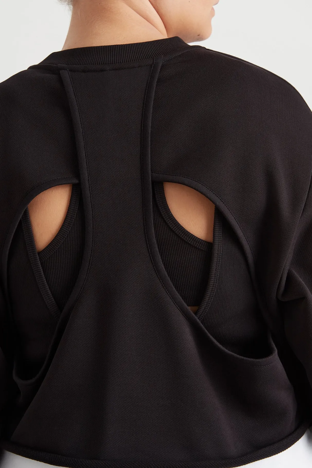 interlock_sweater__14.webp Best Sale Aje ATHLETICA Interlock Sweater 413 Black