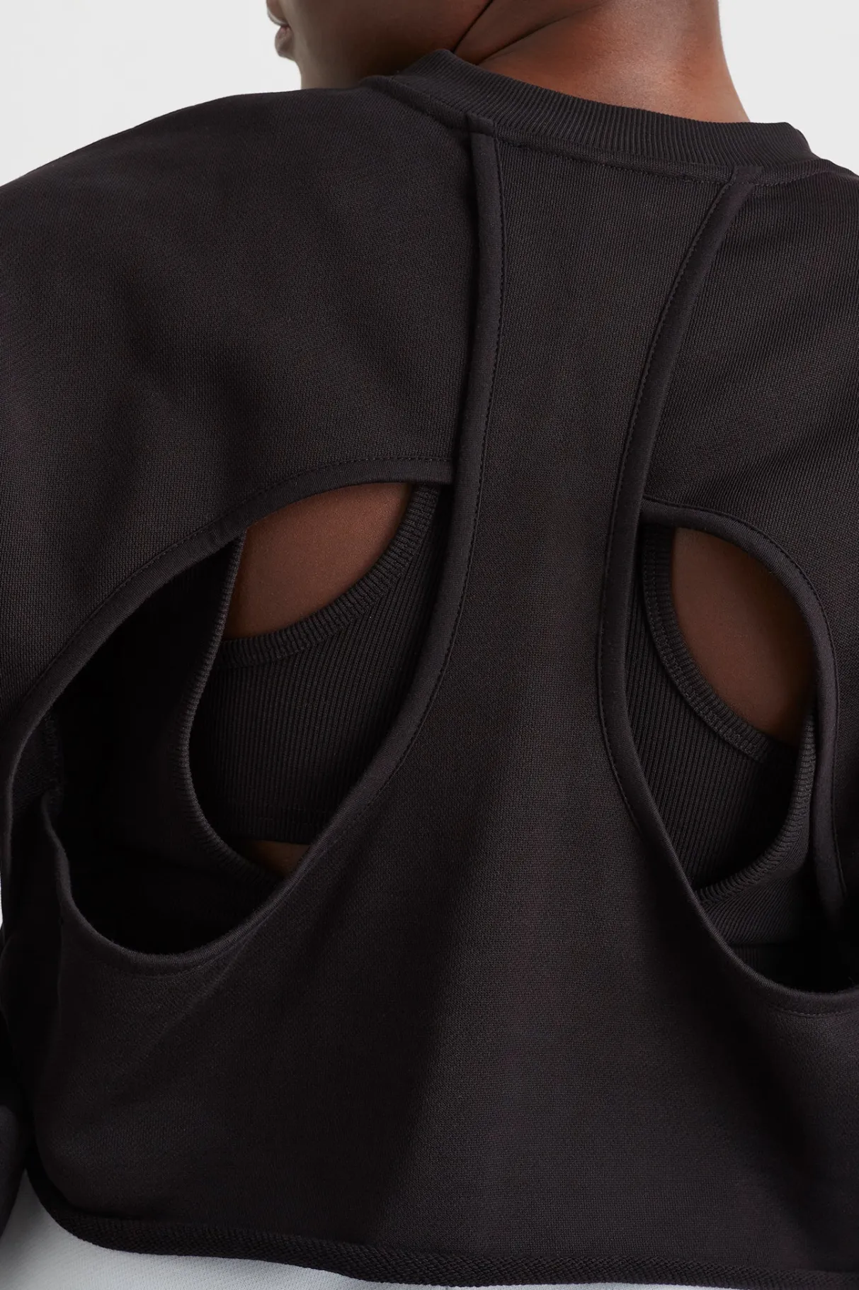interlock_sweater__9.webp Best Sale Aje ATHLETICA Interlock Sweater 413 Black