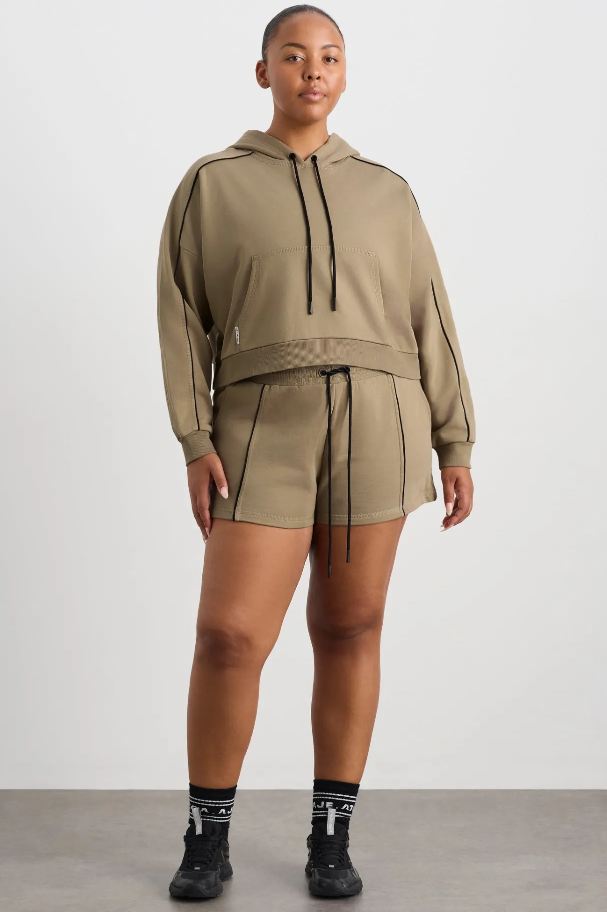 kangaroo_pocket_hoodie__12.webp Online Aje ATHLETICA Kangaroo Pocket Hoodie 405 Soft Khaki Black