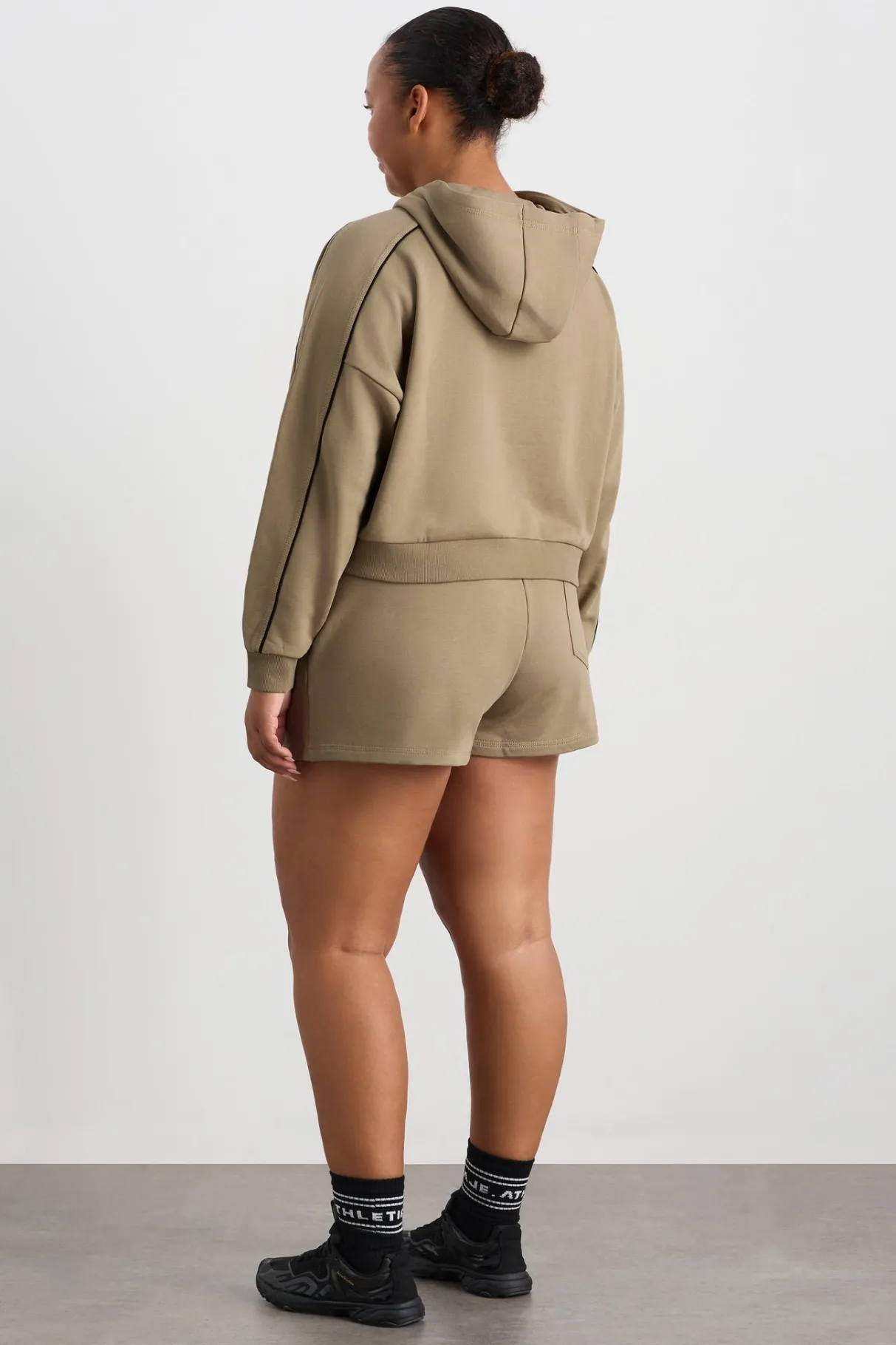 kangaroo_pocket_hoodie__15.webp Online Aje ATHLETICA Kangaroo Pocket Hoodie 405 Soft Khaki Black