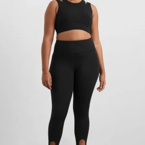 Store Aje ATHLETICA Layered Cut Out Sports Bra 385 Black