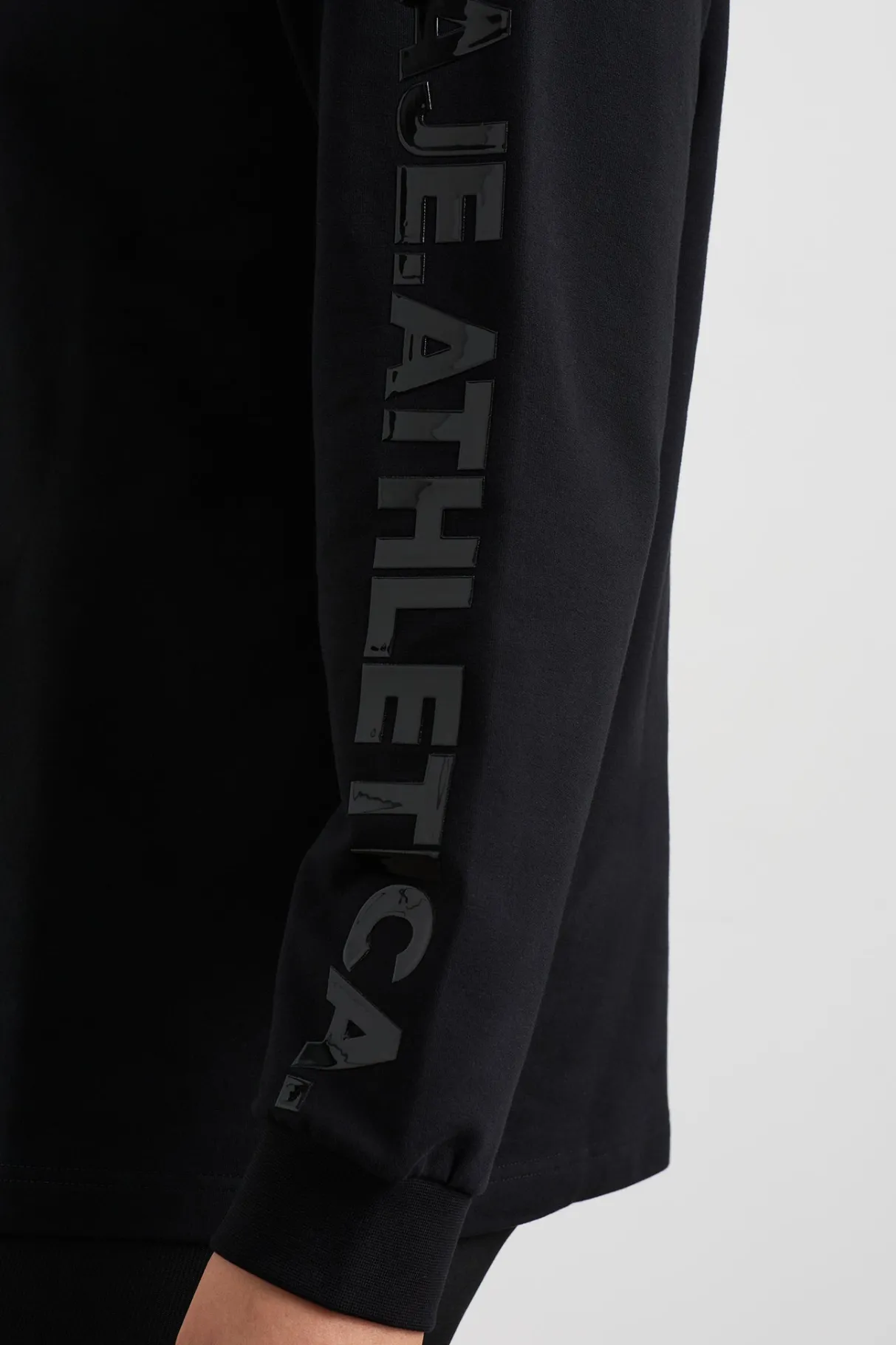 light_weight_logo_crew_jumper__7.webp Hot Aje ATHLETICA Light Weight Logo Crew Jumper 127 Black