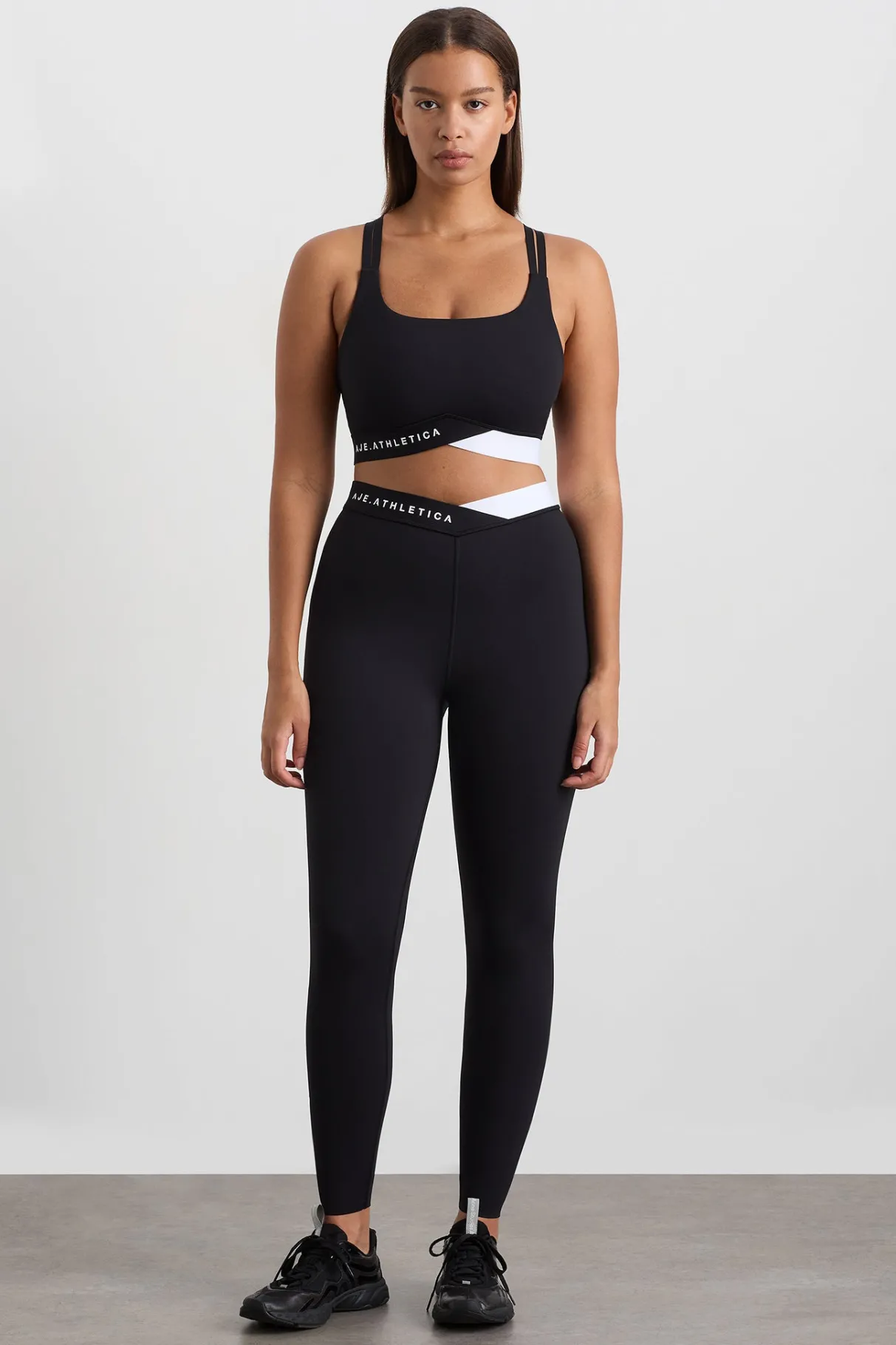 logo_elastic_sports_bra__7.webp Cheap Aje ATHLETICA Logo Elastic Sports Bra 323 Black/White