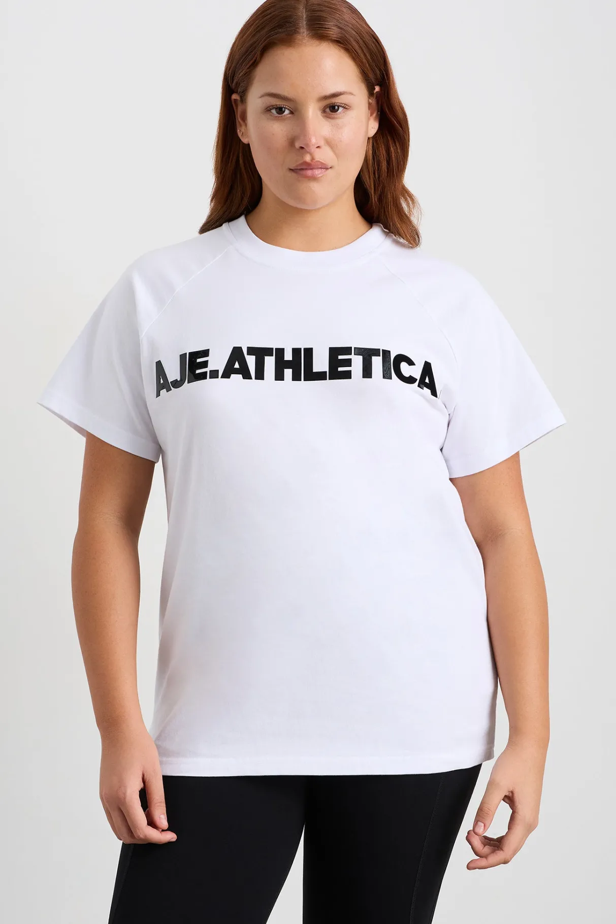 logo_raglan_tshirt__5.webp Cheap Aje ATHLETICA Logo Raglan T-Shirt 110 White/Black