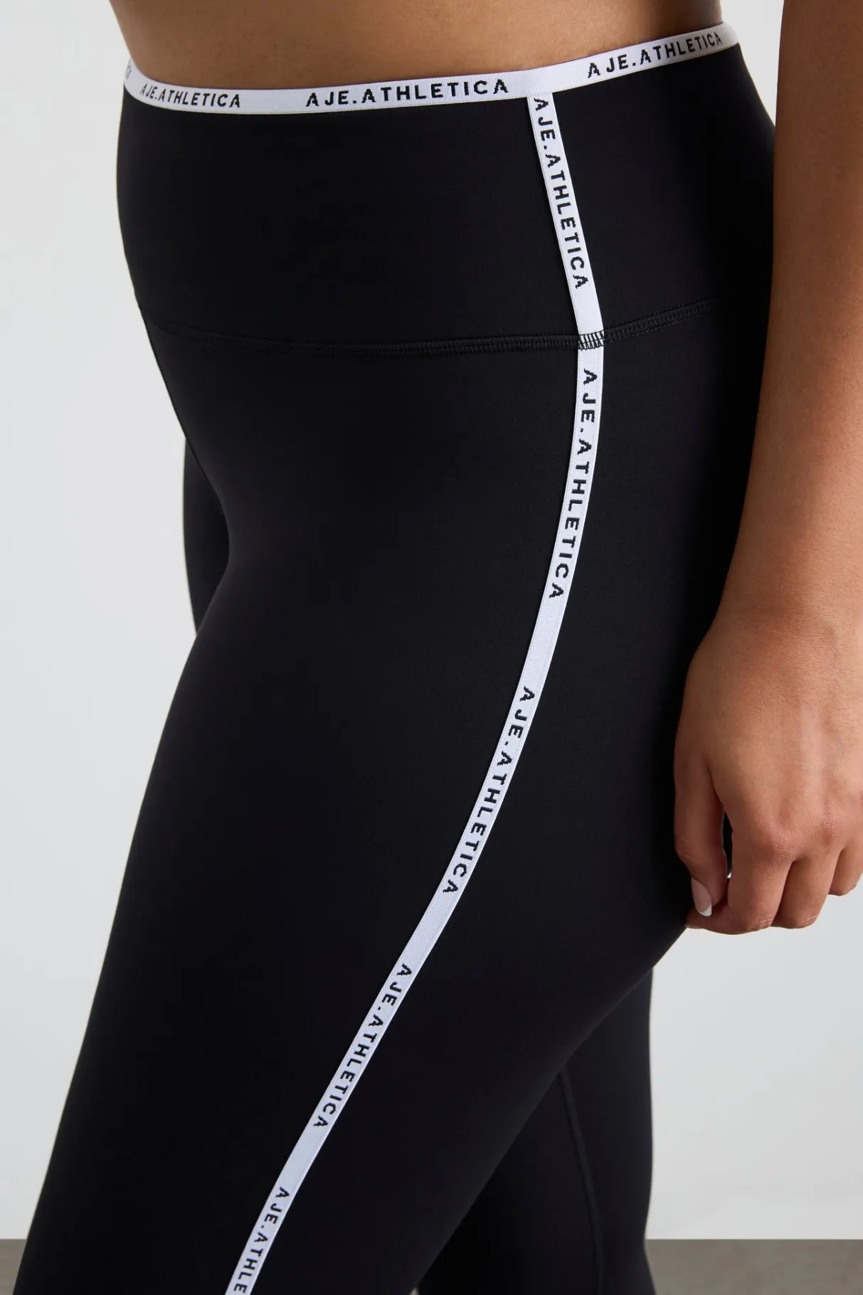 logo_tape_seam_ankle_length_legging__11.webp Flash Sale Aje ATHLETICA Logo Tape Seam Ankle Length Legging 203 Black