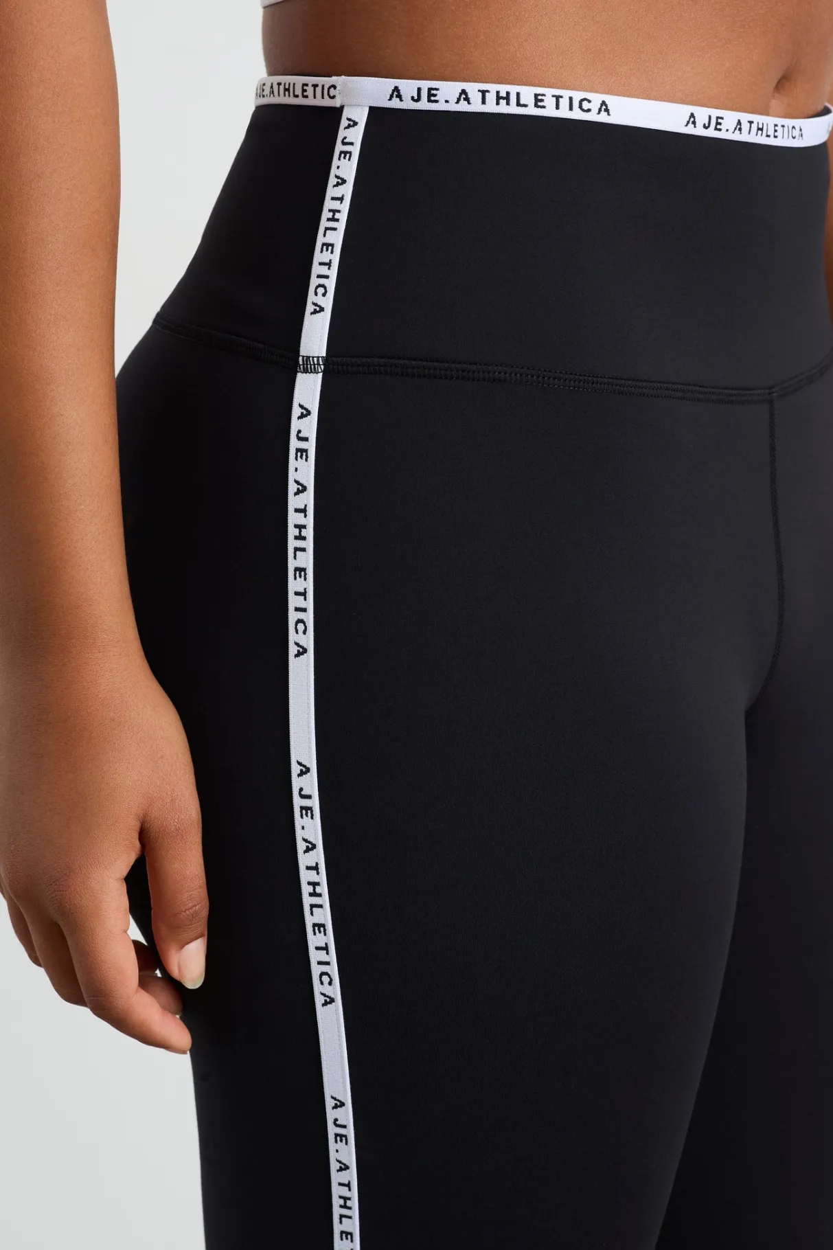logo_tape_seam_ankle_length_legging__7.webp Flash Sale Aje ATHLETICA Logo Tape Seam Ankle Length Legging 203 Black