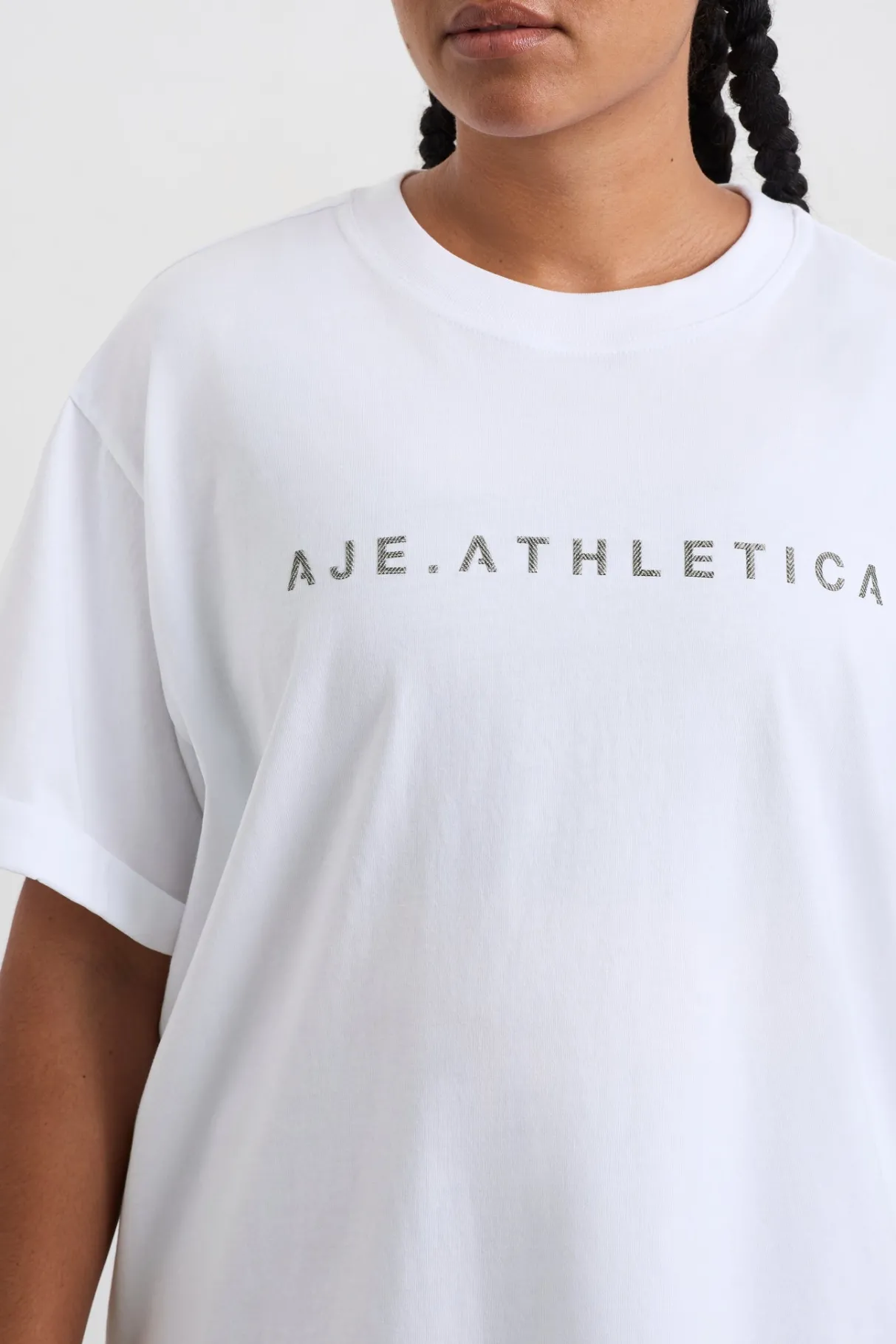logo_tshirt__7-1.webp Shop Aje ATHLETICA Logo T-Shirt 102 White/Herringbone
