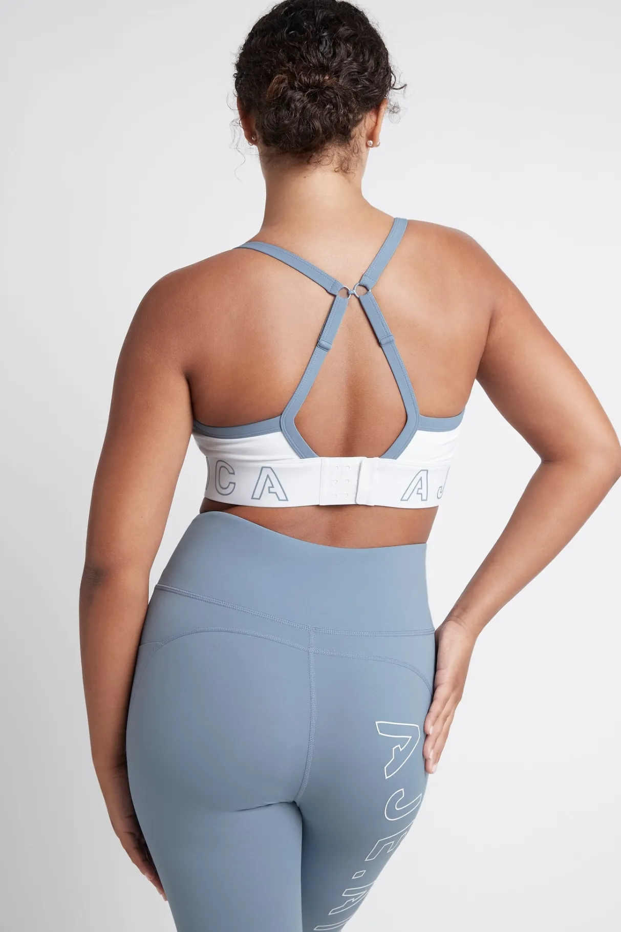 logotape_adjustable_strap_sports_bra__11-1.webp Online Aje ATHLETICA Logotape Adjustable Strap Sports Bra 307 White/Storm Blue