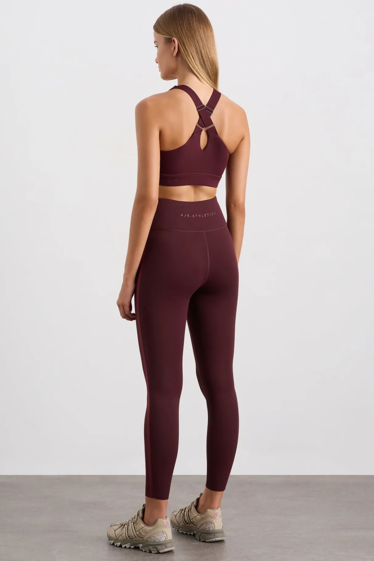 logotape_leggings__4.webp Hot Aje ATHLETICA 7/8 Logotape Leggings 203 Burgundy