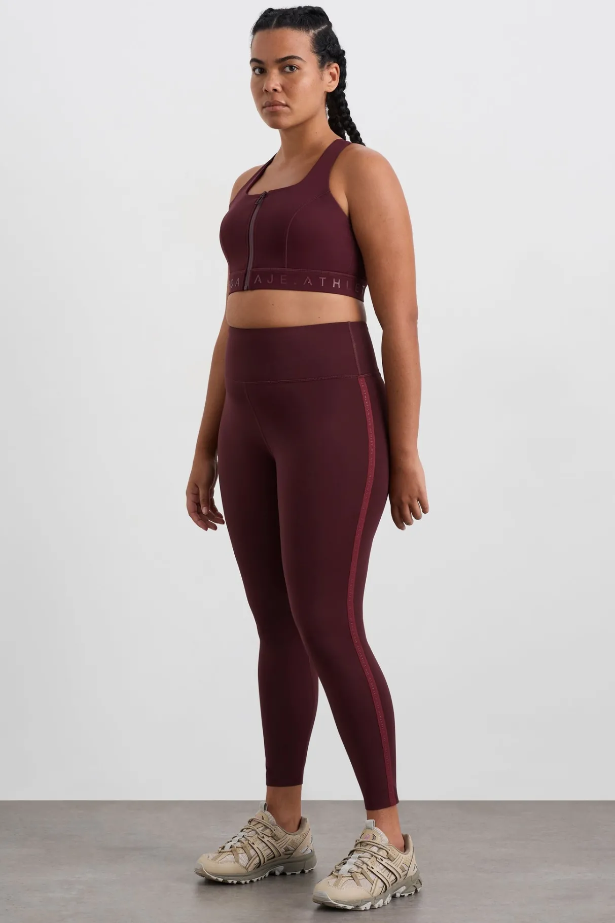 logotape_leggings__5.webp Hot Aje ATHLETICA 7/8 Logotape Leggings 203 Burgundy