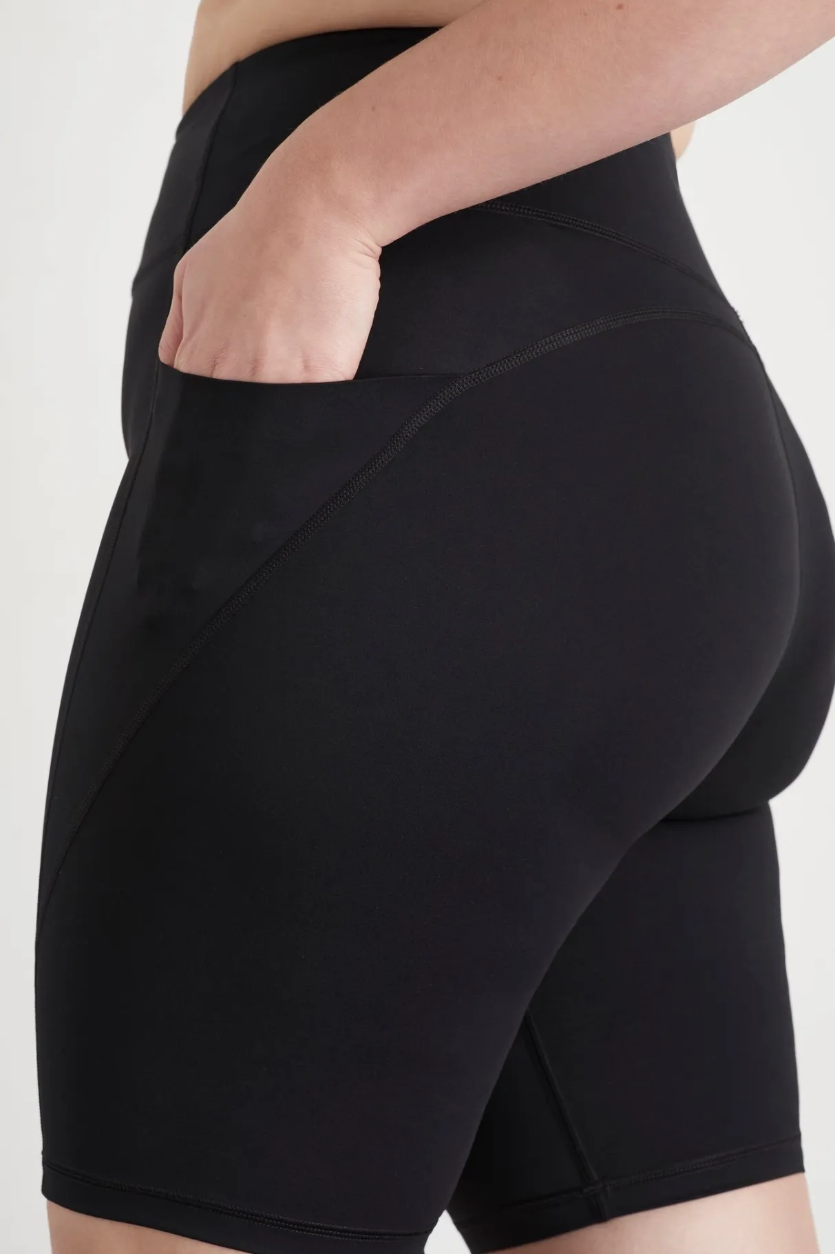 long_bike_shorts__13.webp Best Sale Aje ATHLETICA Long Bike Shorts 606 Black