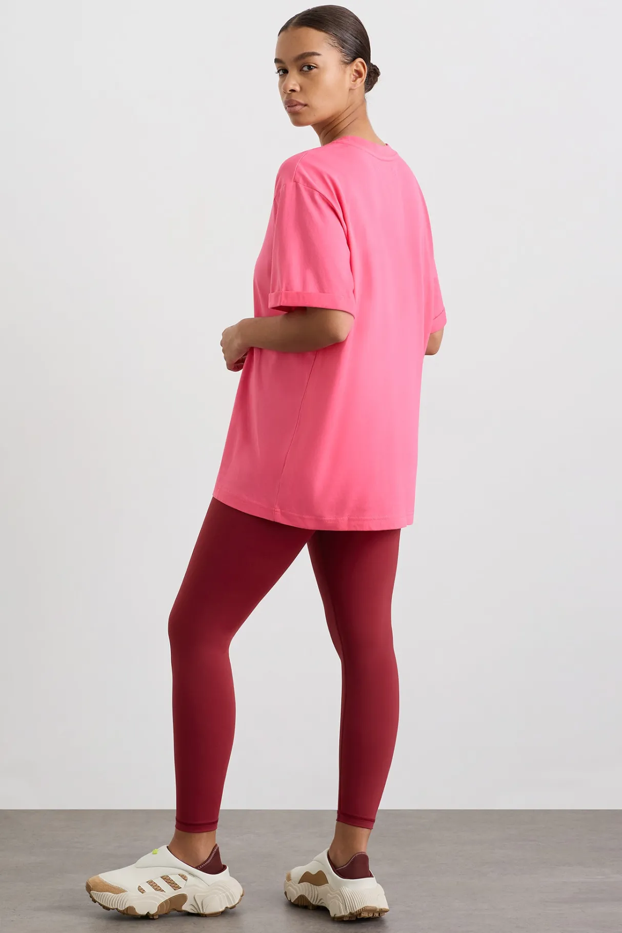 long_classic_tee__10.webp Outlet Aje ATHLETICA Long Classic Tee 102 Rouge Pink