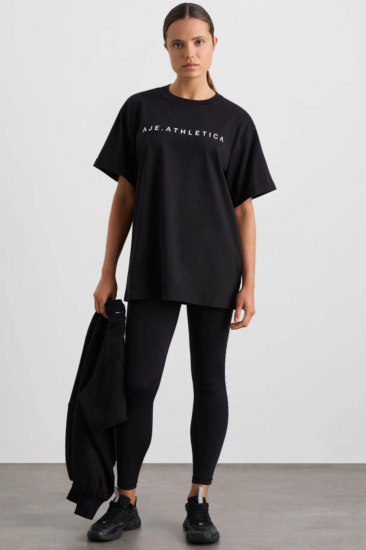 long_jersey_logo_tee__0.webp Discount Aje ATHLETICA Long Jersey Logo Tee 102 Black/White Logo