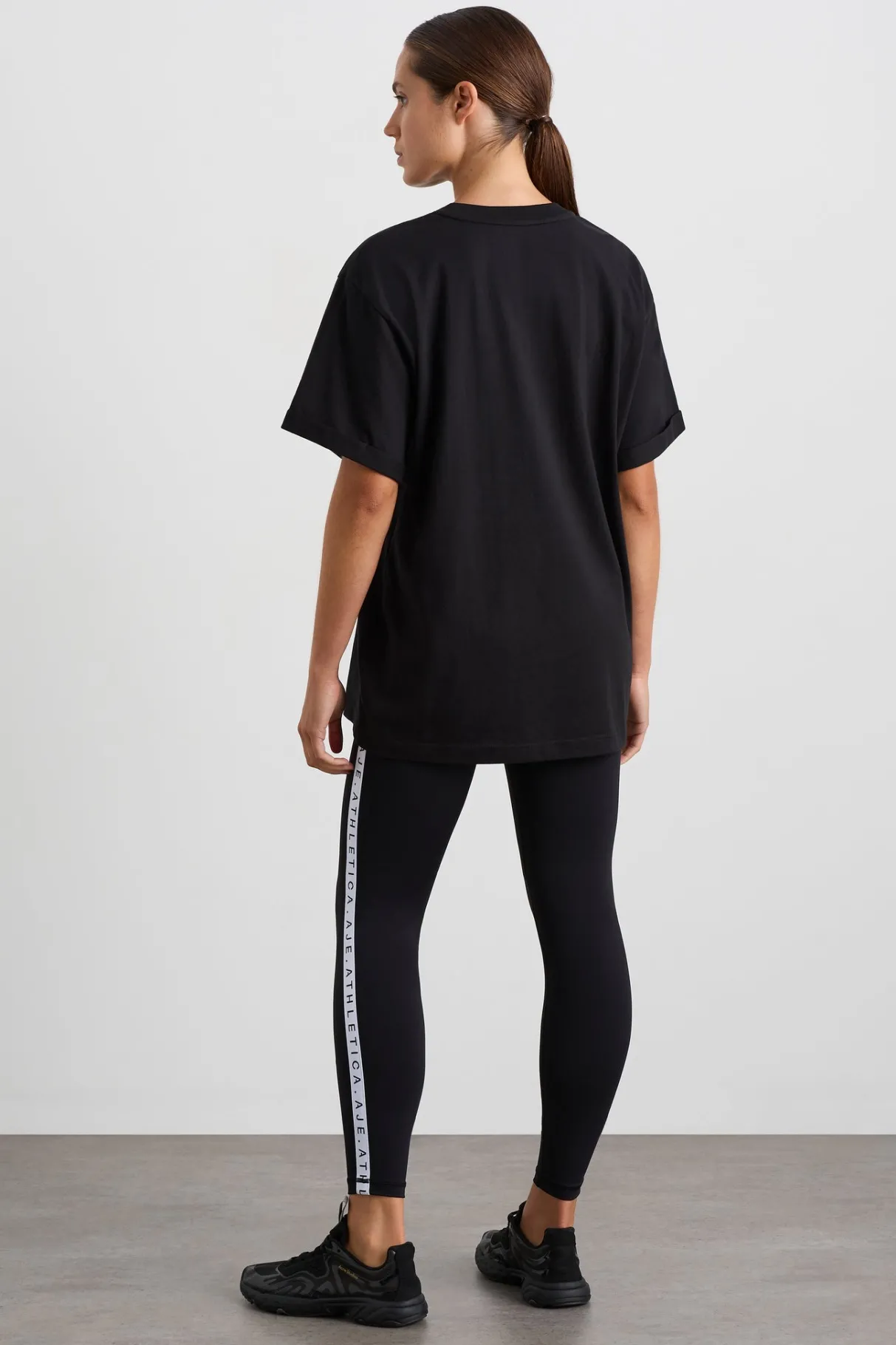 long_jersey_logo_tee__4.webp Discount Aje ATHLETICA Long Jersey Logo Tee 102 Black/White Logo