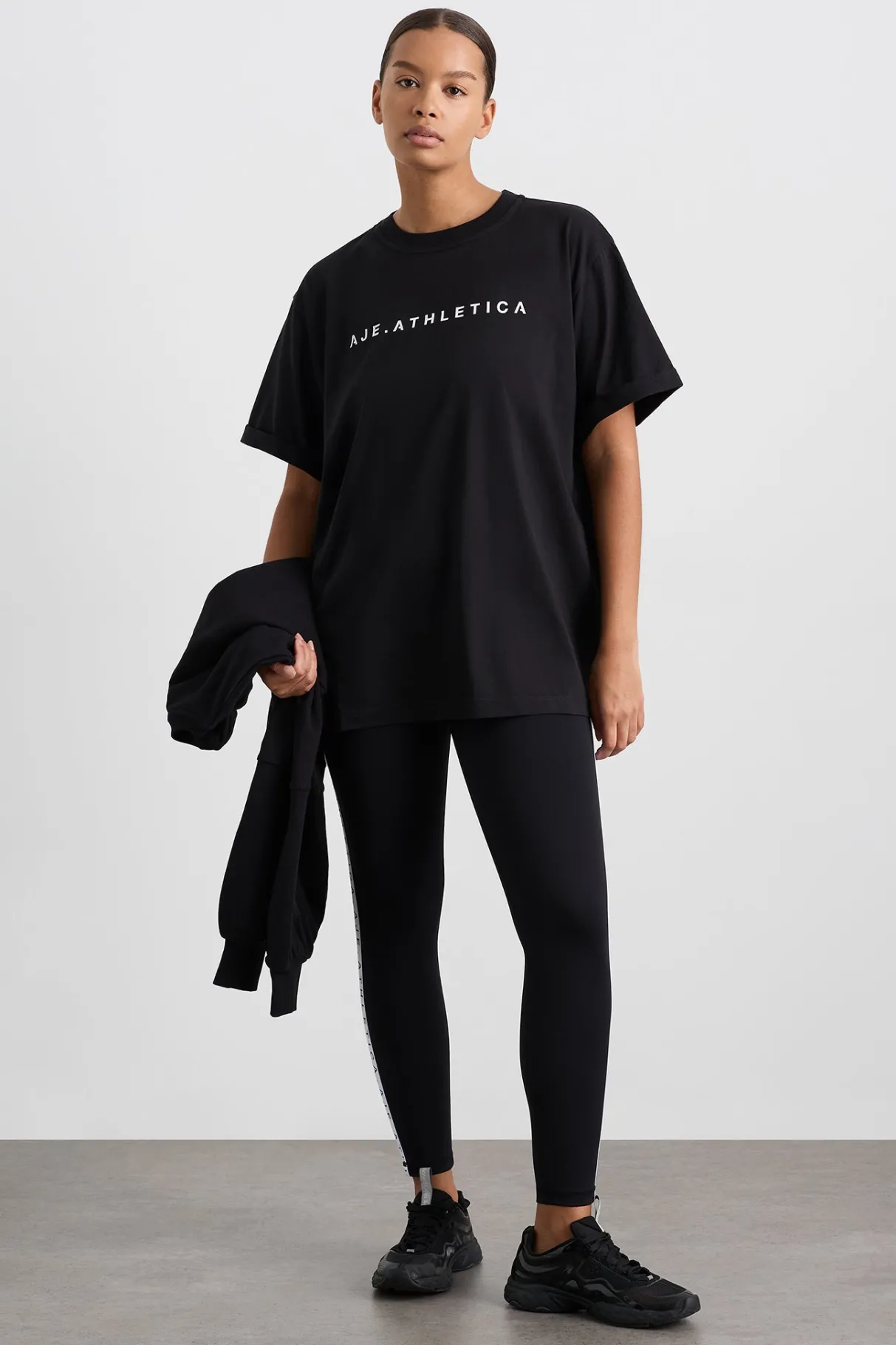 long_jersey_logo_tee__6.webp Discount Aje ATHLETICA Long Jersey Logo Tee 102 Black/White Logo