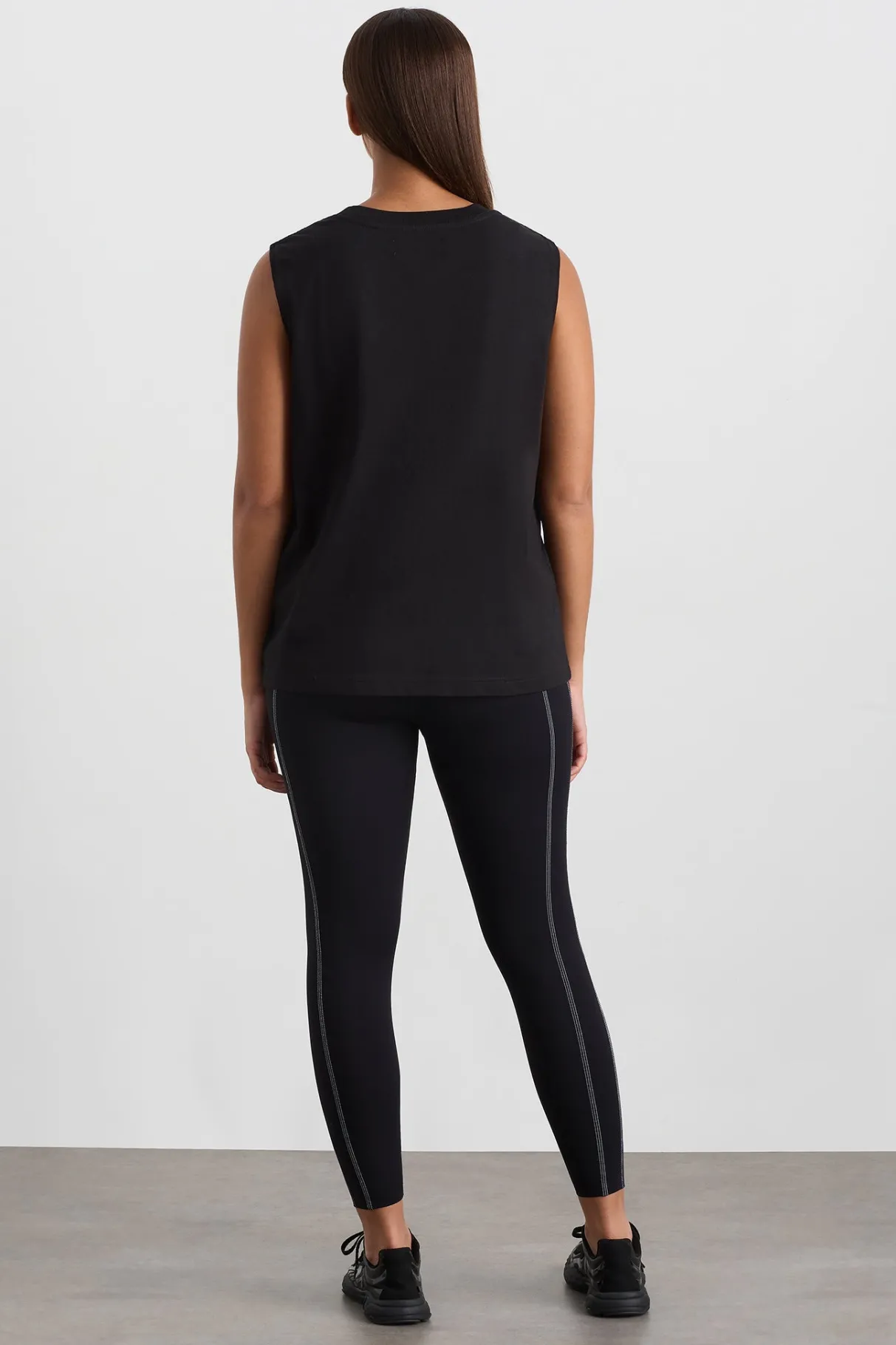 long_line_tank__8-1.webp Store Aje ATHLETICA Long Line Tank 155 Black