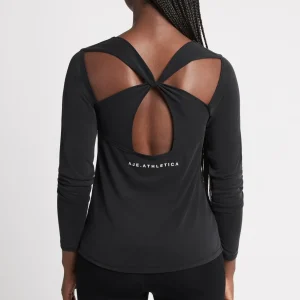 Store Aje ATHLETICA Long Sleeve Yoga Top 121 Black