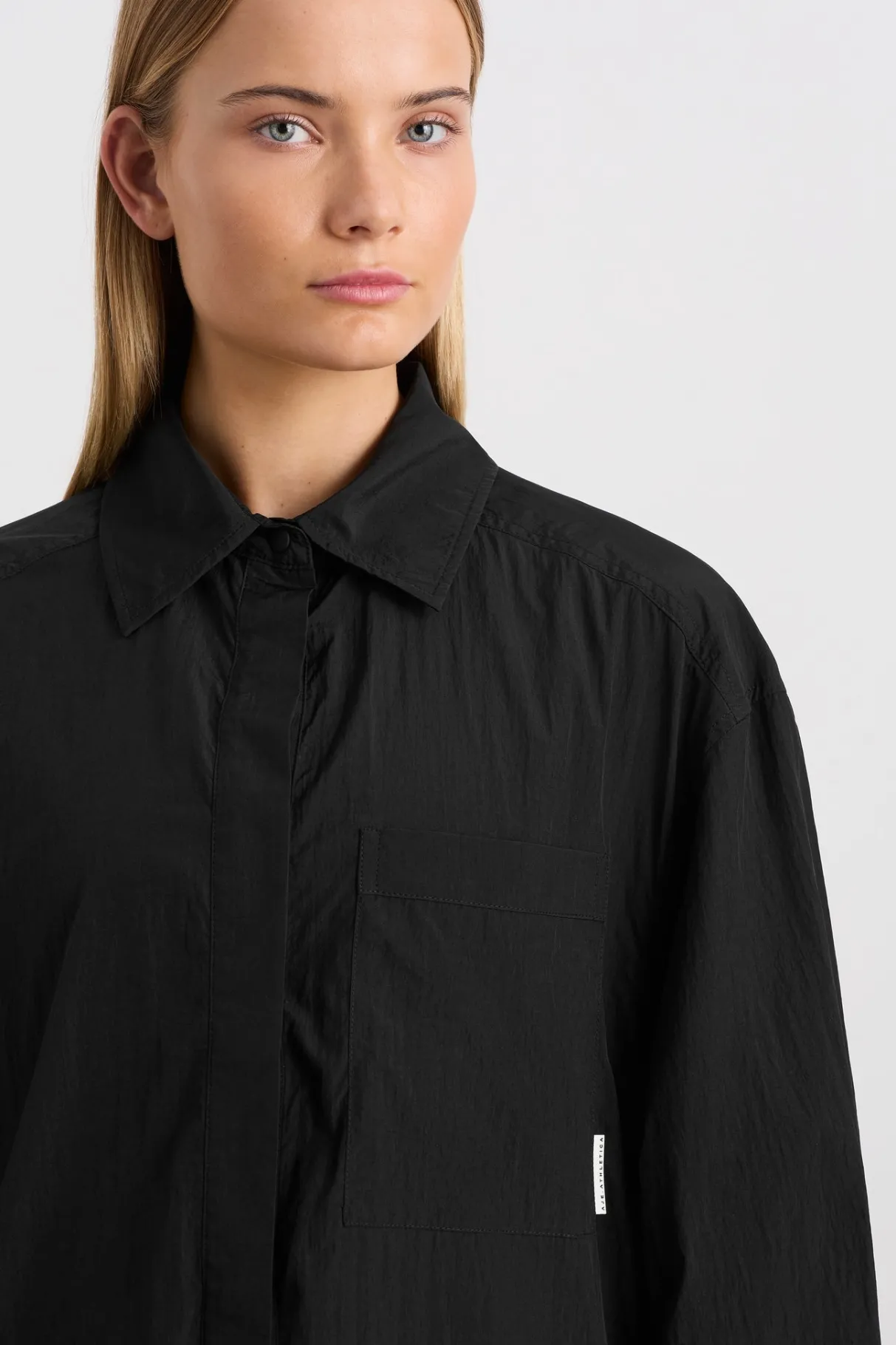 longline_windbreaker_shirt__3-1.webp Outlet Aje ATHLETICA Longline Windbreaker Shirt 438 Black