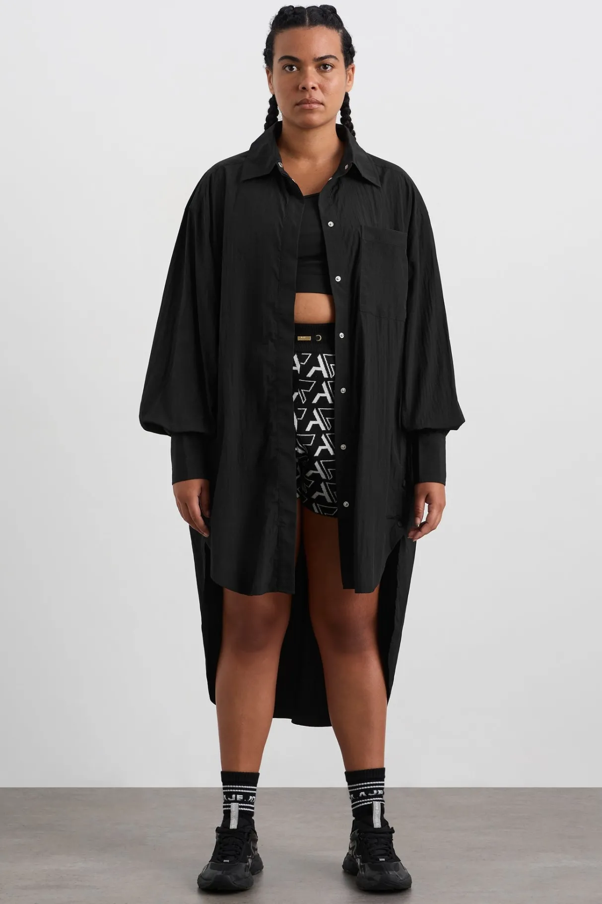 longline_windbreaker_shirt__7-1.webp Outlet Aje ATHLETICA Longline Windbreaker Shirt 438 Black