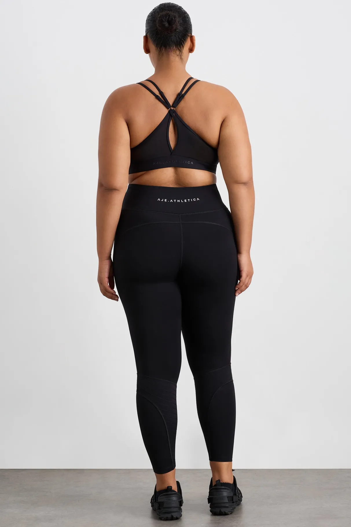 mesh_back_sports_bra__12-1.webp Fashion Aje ATHLETICA Mesh Back Sports Bra 338 Black