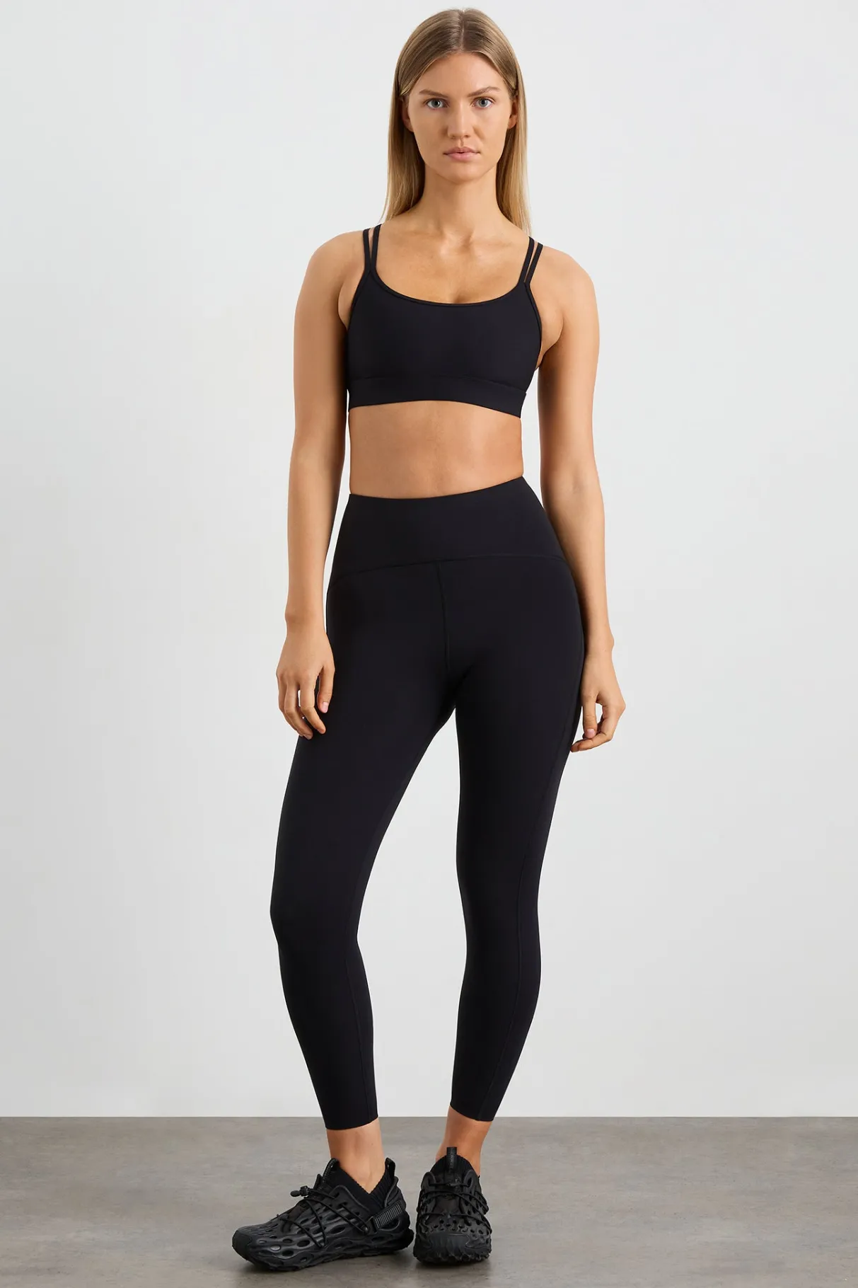 mesh_back_sports_bra__2-1.webp Fashion Aje ATHLETICA Mesh Back Sports Bra 338 Black