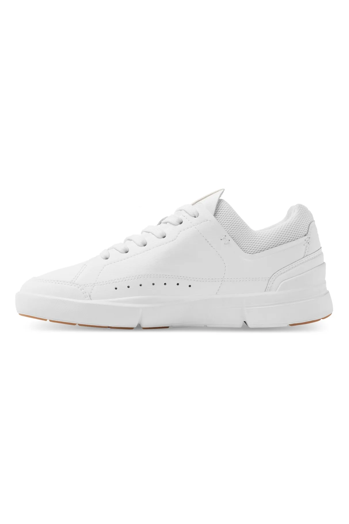 on_the_roger_centre_court_sneaker_5.webp Hot Aje ATHLETICA On The Roger Centre Court Sneaker White/Gum