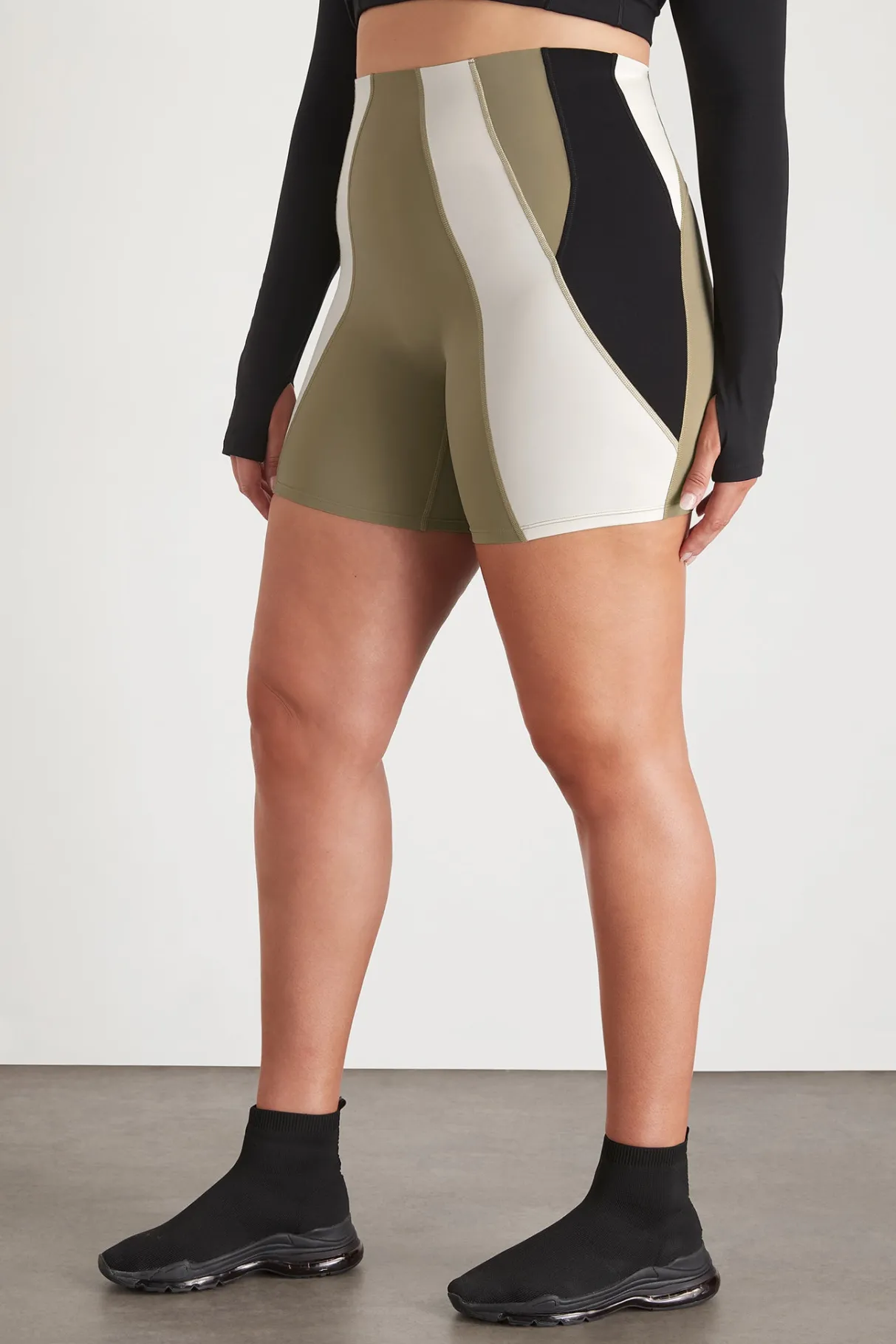 panelled_bike_short__13.webp Sale Aje ATHLETICA Panelled Bike Short 615 Soft Khaki Multi
