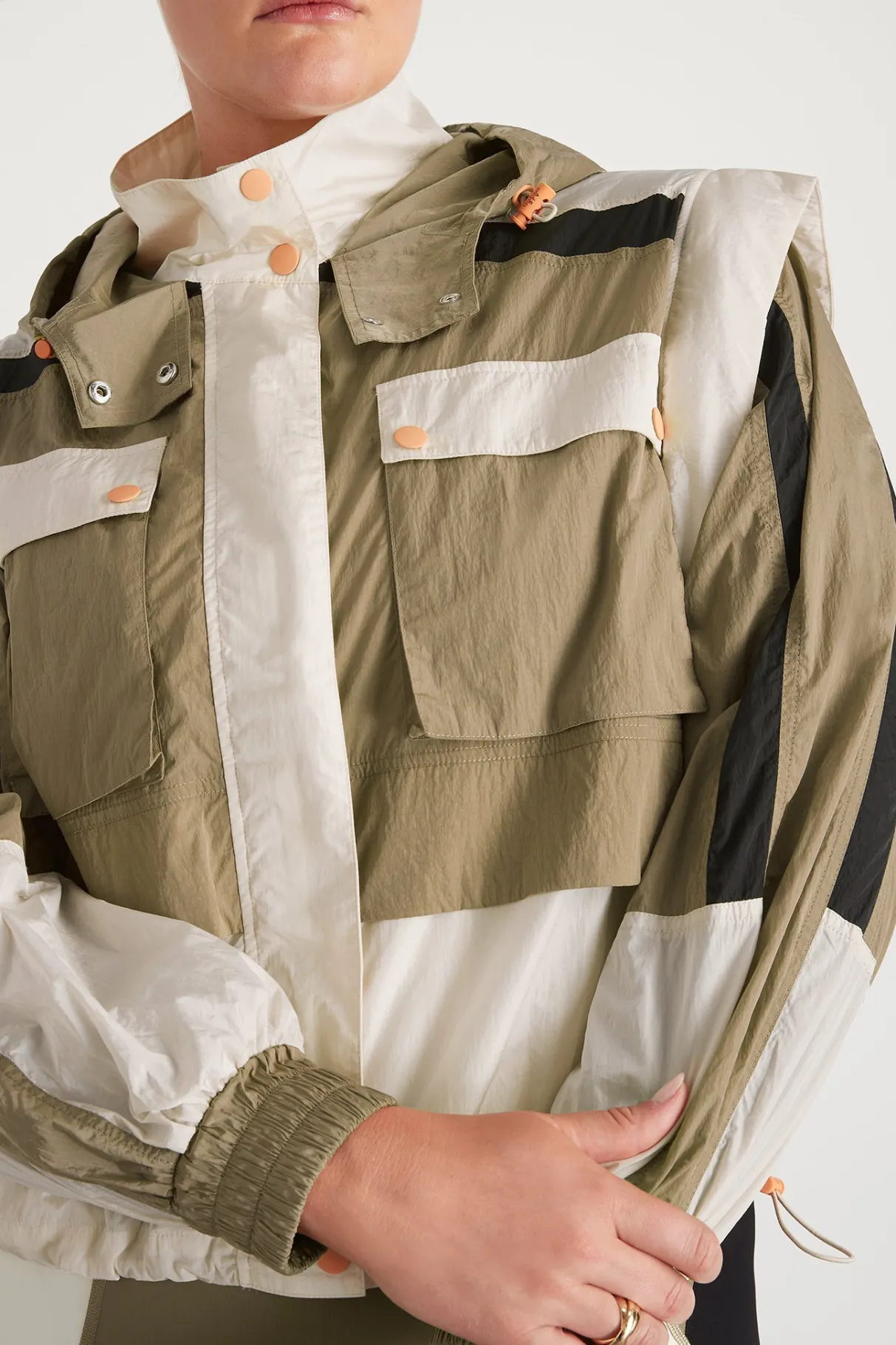 panelled_hybrid_jacket__15.webp Best Sale Aje ATHLETICA Panelled Hybrid Jacket 748 Soft Khaki-Multi