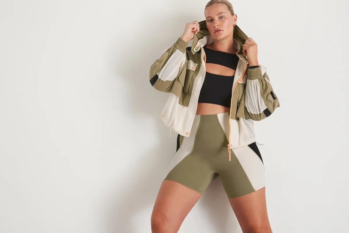 panelled_hybrid_jacket__18.webp Best Sale Aje ATHLETICA Panelled Hybrid Jacket 748 Soft Khaki-Multi