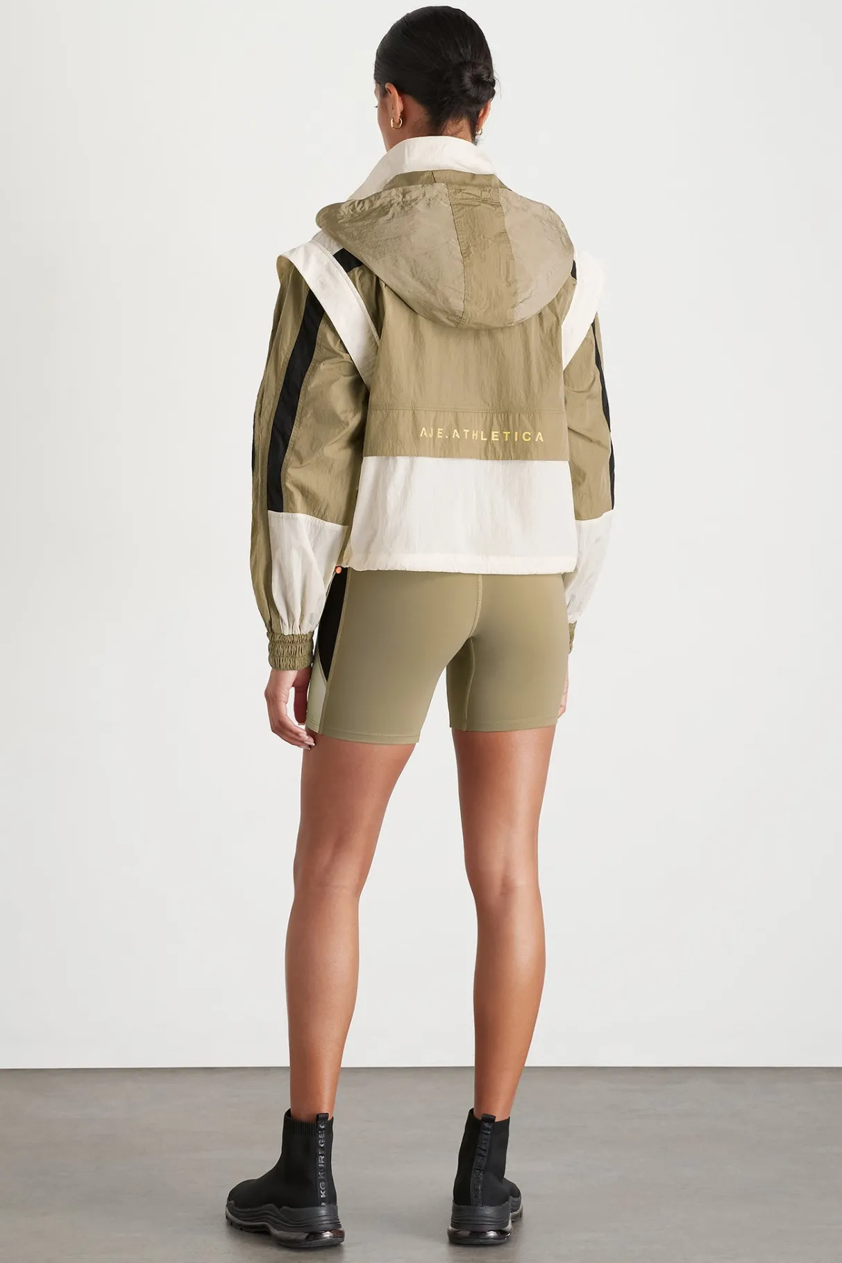 panelled_hybrid_jacket__5.webp Best Sale Aje ATHLETICA Panelled Hybrid Jacket 748 Soft Khaki-Multi