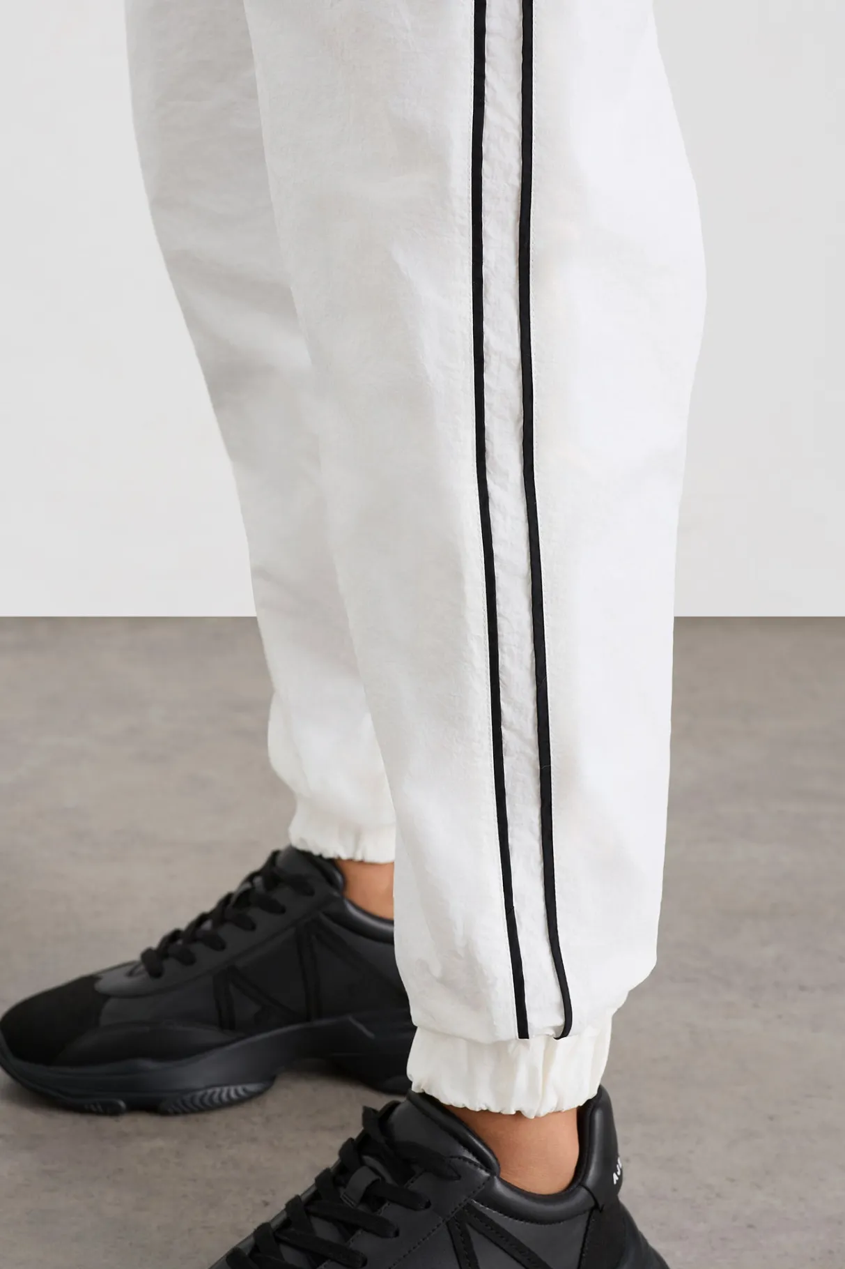 panelled_spray_pants__8.webp Sale Aje ATHLETICA Panelled Spray Pants 511 White/Black
