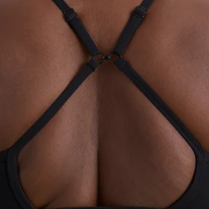 Best Aje ATHLETICA Peached Sports Bra 307 Black