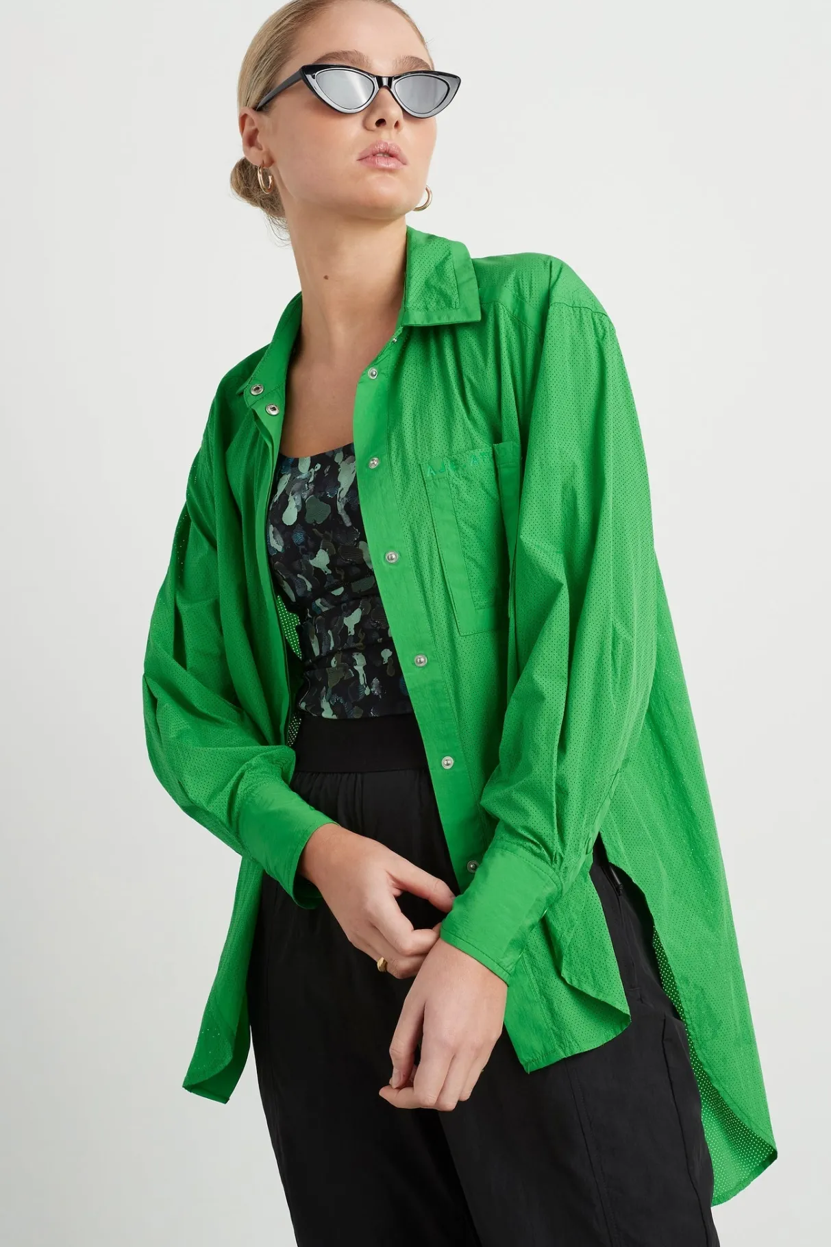 perforated_long_shirt__0.webp Sale Aje ATHLETICA Perforated Long Shirt 406 Vivid Green/Gold