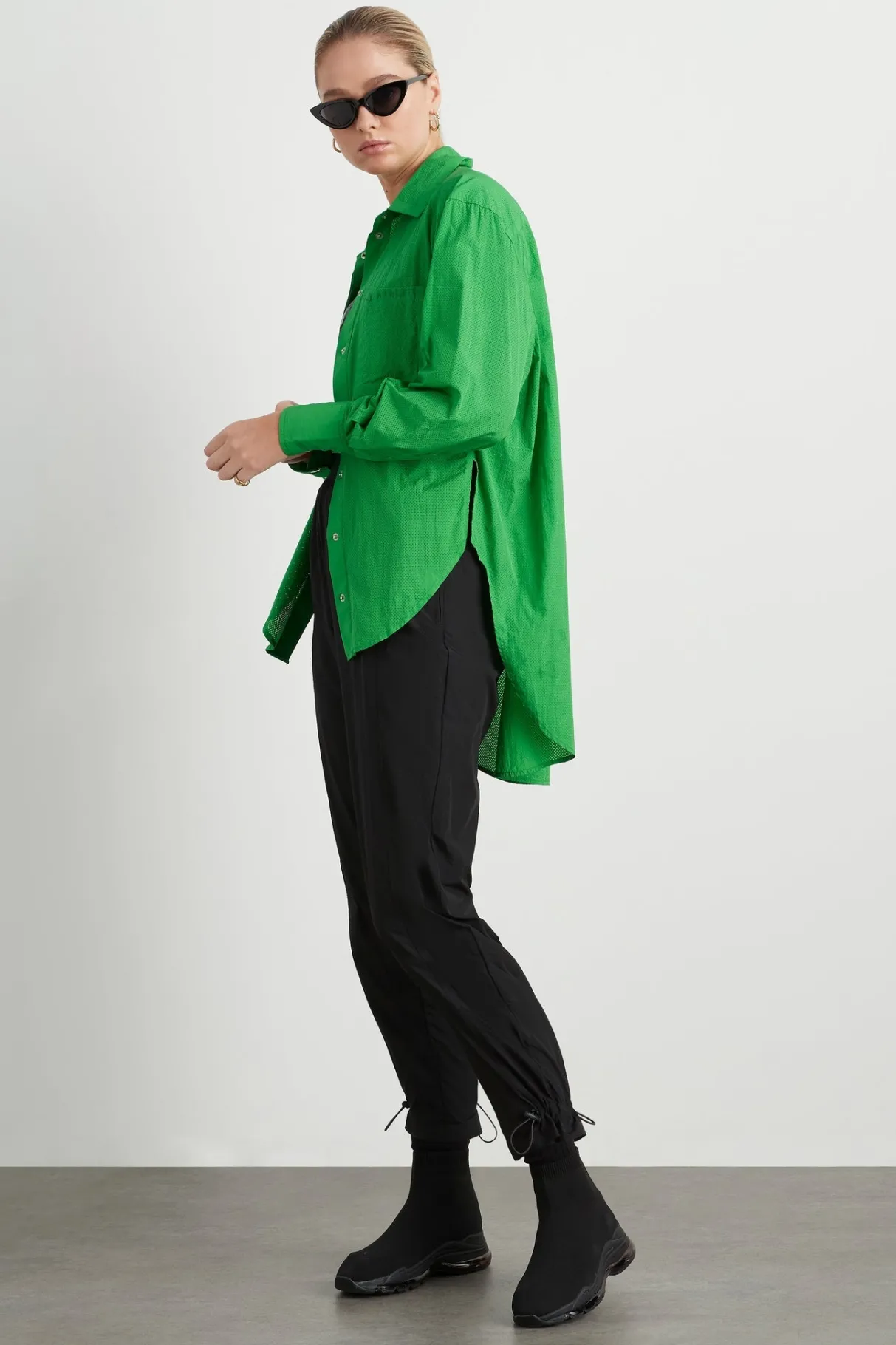 perforated_long_shirt__4.webp Sale Aje ATHLETICA Perforated Long Shirt 406 Vivid Green/Gold