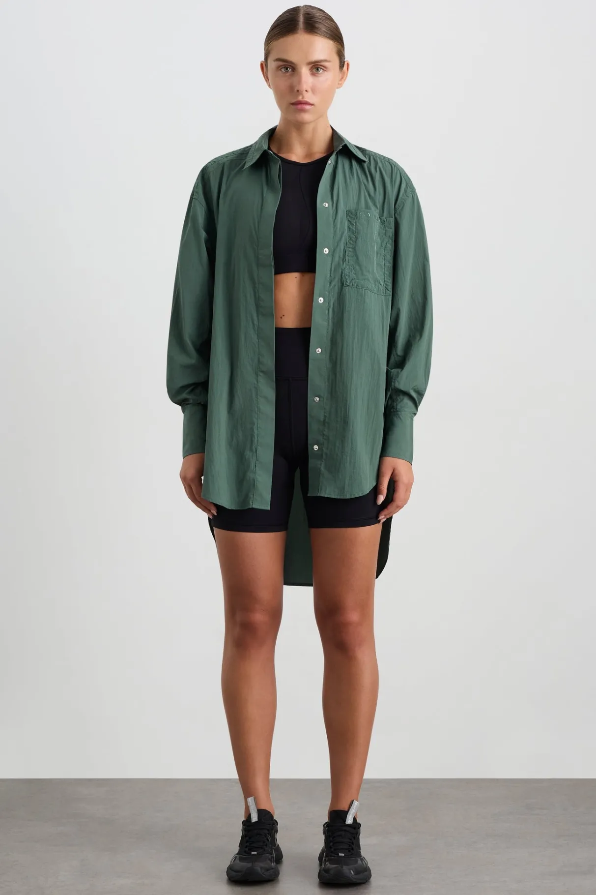 perforated_spray_shirt__2.webp Store Aje ATHLETICA Perforated Spray Shirt 406 Moss Green