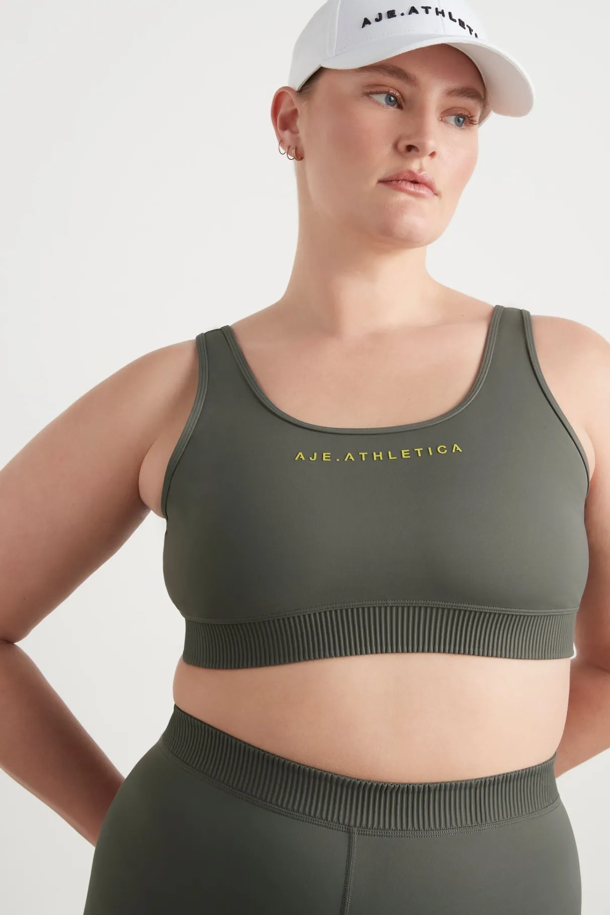 pintuck_effect_sports_bra__14.webp Clearance Aje ATHLETICA Pintuck Effect Sports Bra 327 Midnight Grey/Citrus Yellow